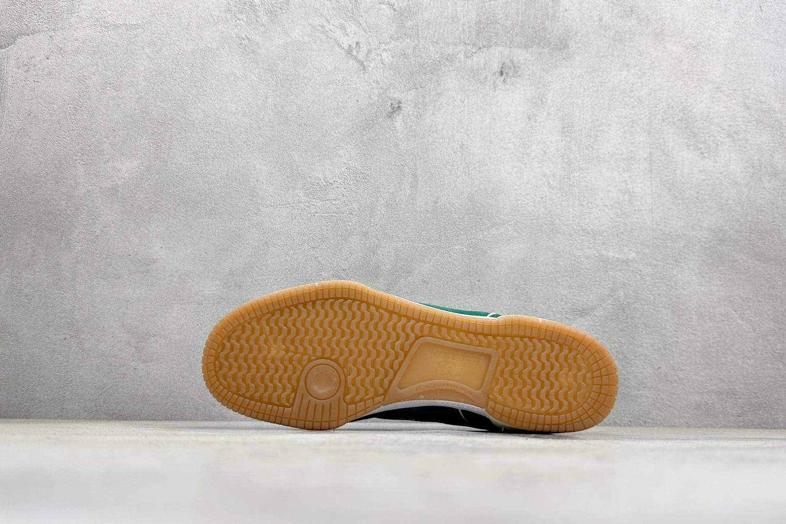 New Balance NB Numeric Tom Knox 600新百伦舒适低帮板鞋 NM600ALB