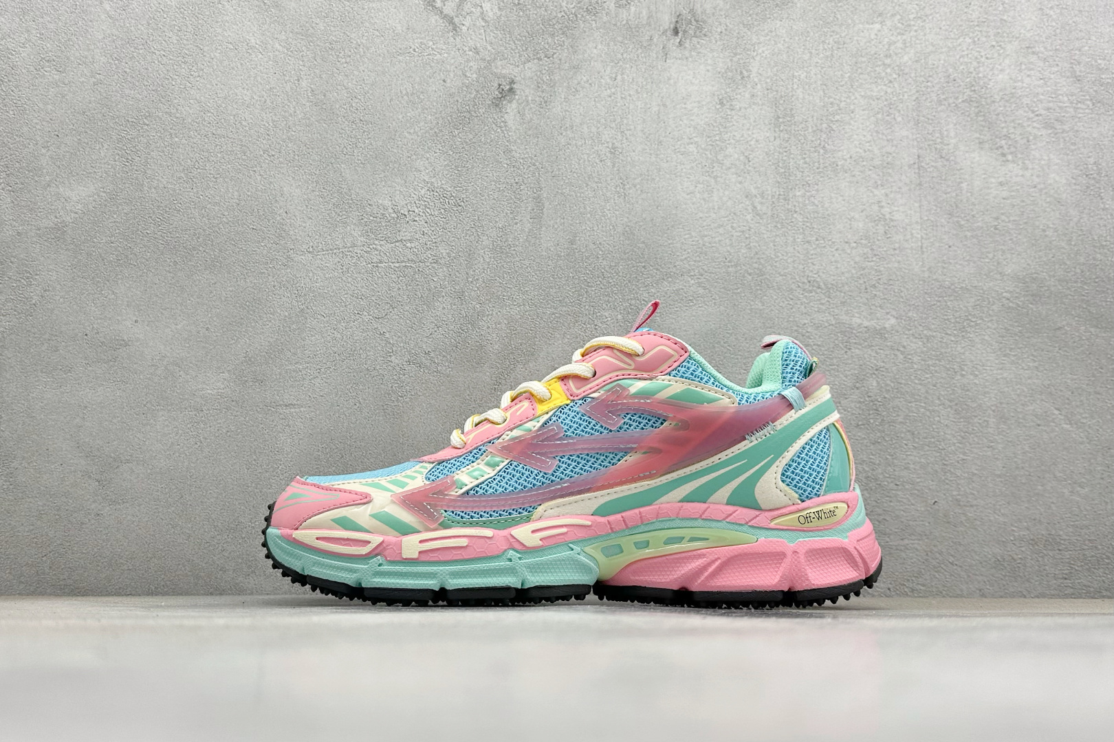 OFF-WHITE Be Right Back 圆头系带 生活休闲鞋 OWIA289S25FAB0042101 OFF-WHITE Be Right Back 圆头系带 生活休闲鞋 OWIA289S25FAB0042101