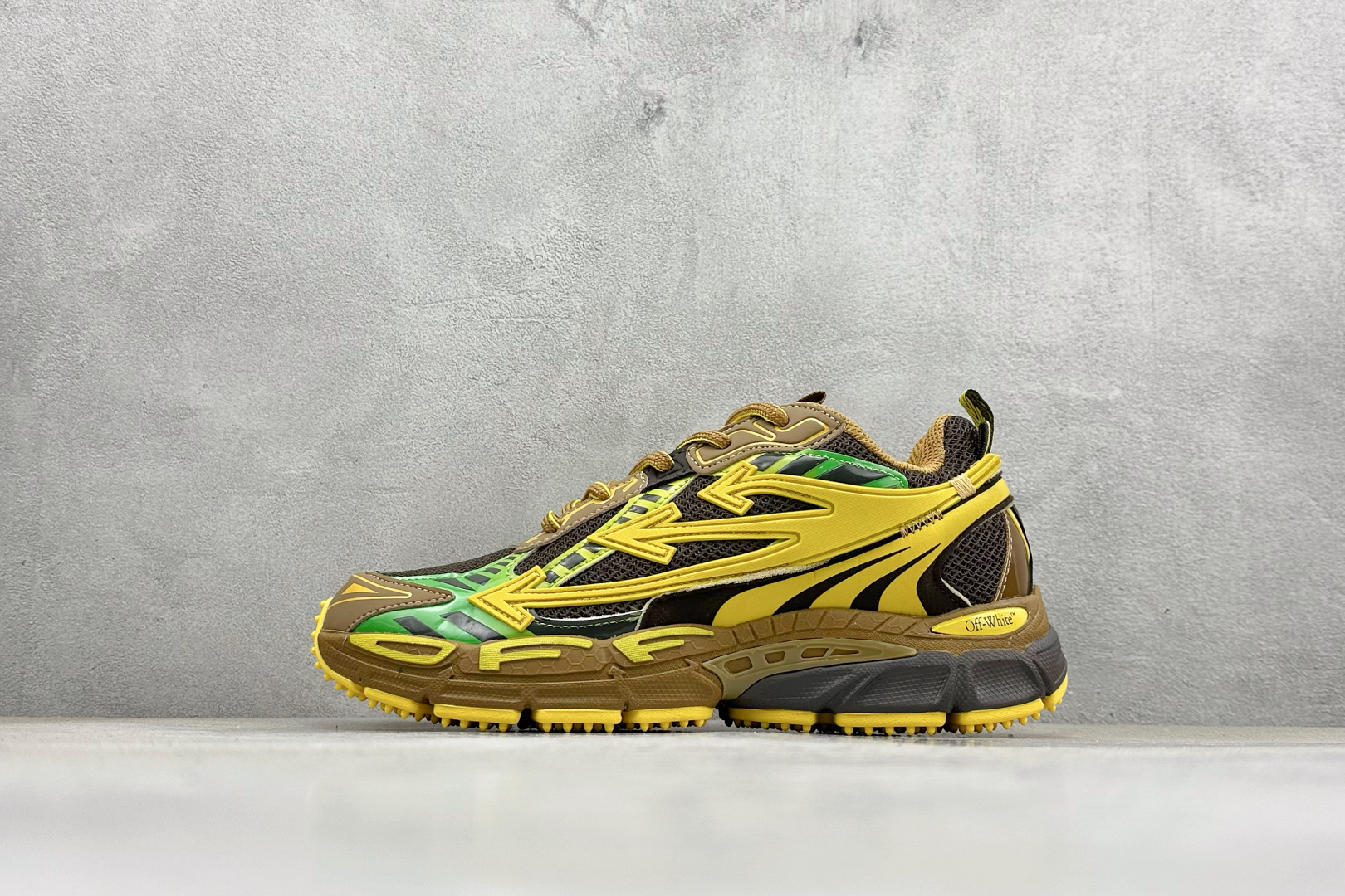 OFF-WHITE Be Right Back 圆头系带 生活休闲鞋 OWIA289S25FAB0042101 OFF-WHITE Be Right Back 圆头系带 生活休闲鞋 OWIA289S25FAB0042101