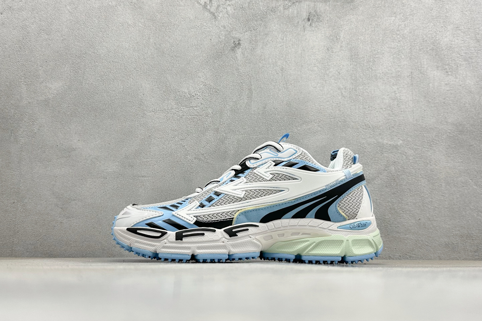 OFF-WHITE Be Right Back 圆头系带 生活休闲鞋 OWIA289S25FAB0042101 OFF-WHITE Be Right Back 圆头系带 生活休闲鞋 OWIA289S25FAB0042101