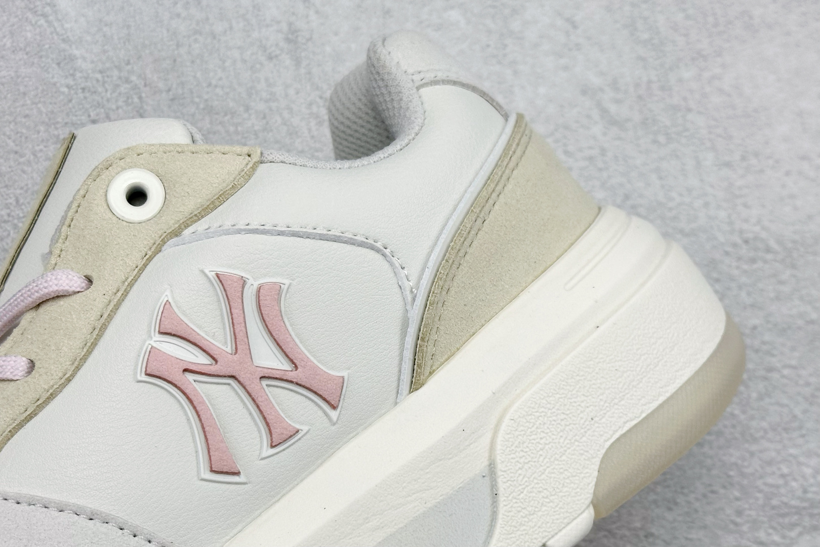 NY平台订单 MLB Chunky Liner 学长鞋系列低帮老爹风轻量增高厚底百搭休闲运动慢跑鞋 3ASXM086N