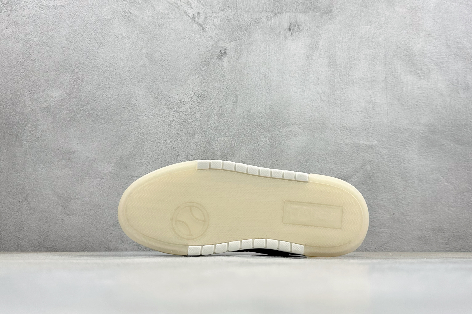 NY平台订单 MLB Chunky Liner 学长鞋系列低帮老爹风轻量增高厚底百搭休闲运动慢跑鞋 3ASXM086N