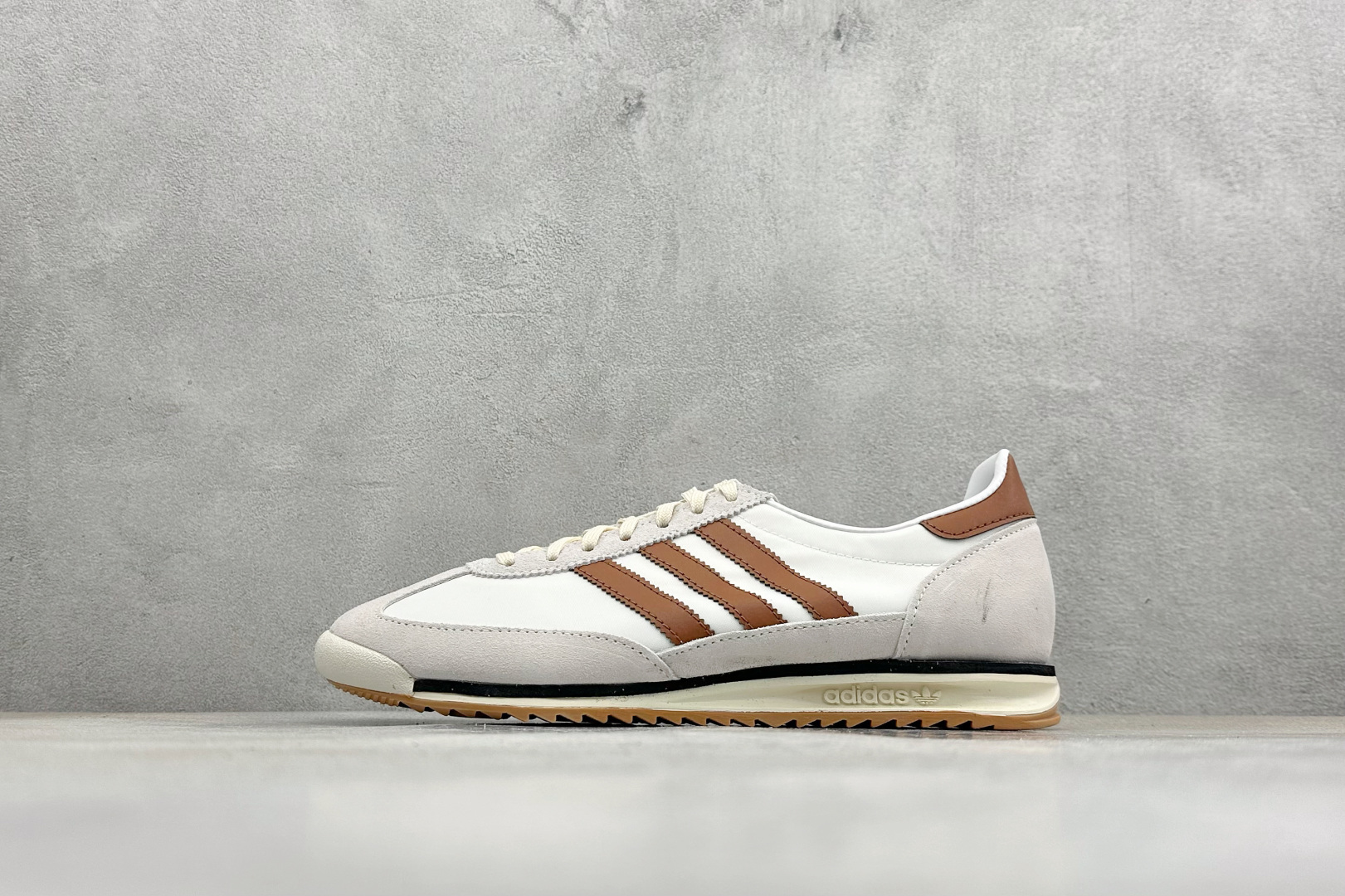 ML版AD Originals SL 72 RS 休闲防滑耐磨低帮板鞋 JH8657