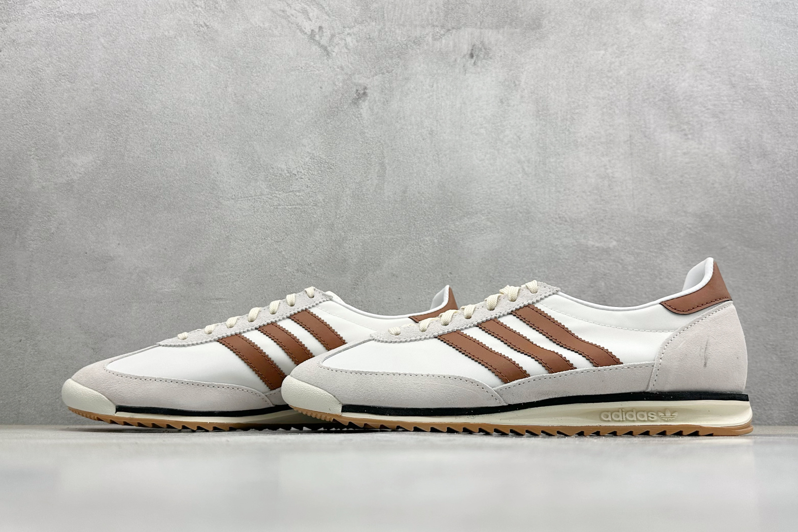 ML版AD Originals SL 72 RS 休闲防滑耐磨低帮板鞋 JH8657