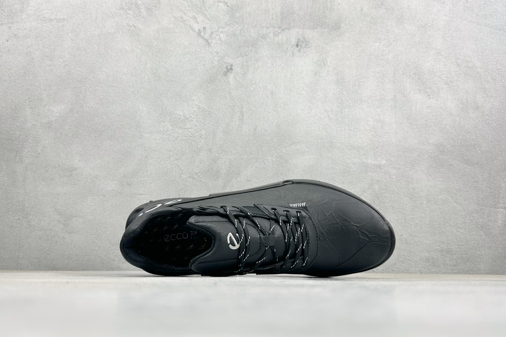 Ecco Biom 2.1 爱步健步越野系列防滑缓震透气跑步鞋 822854-01001