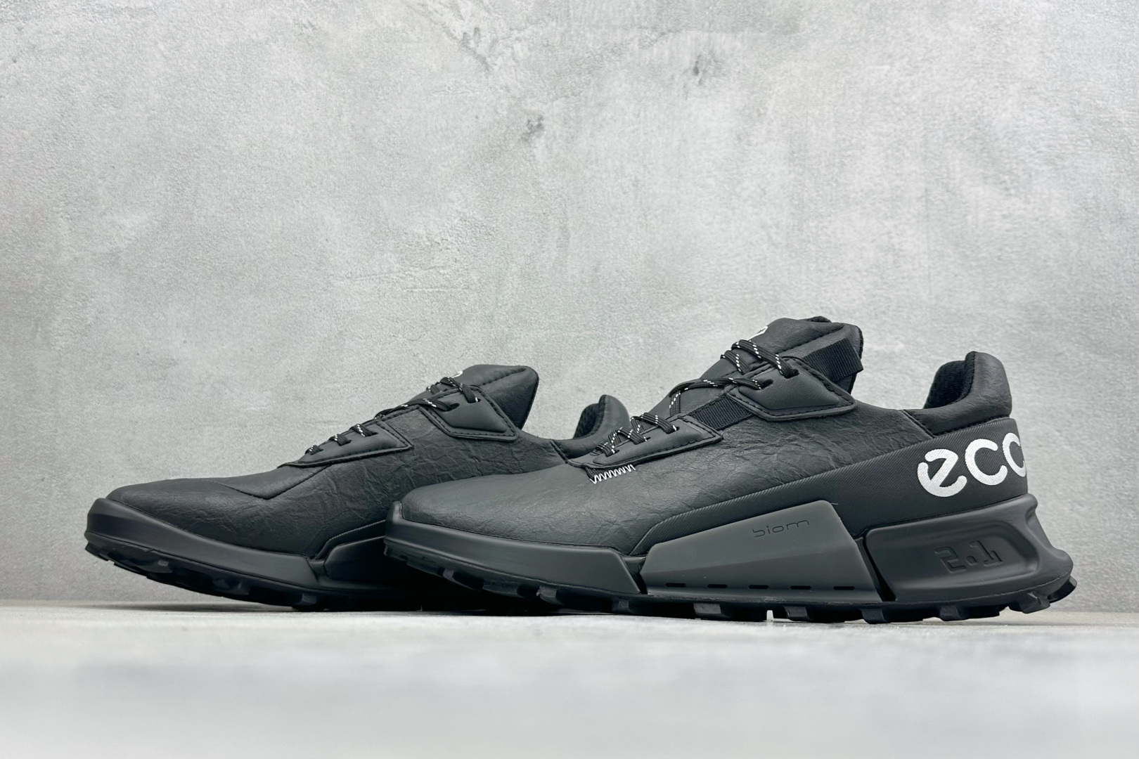 Ecco Biom 2.1 爱步健步越野系列防滑缓震透气跑步鞋 822854-01001