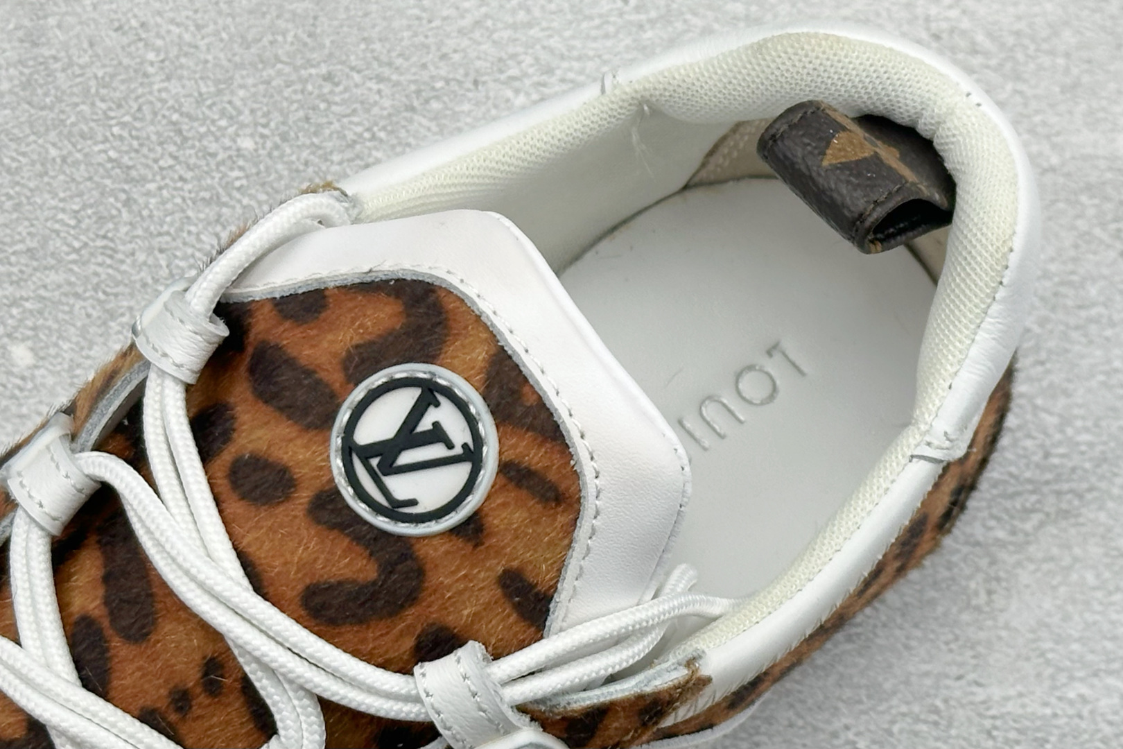 路易威登/Louis VuittLV路易威登板鞋