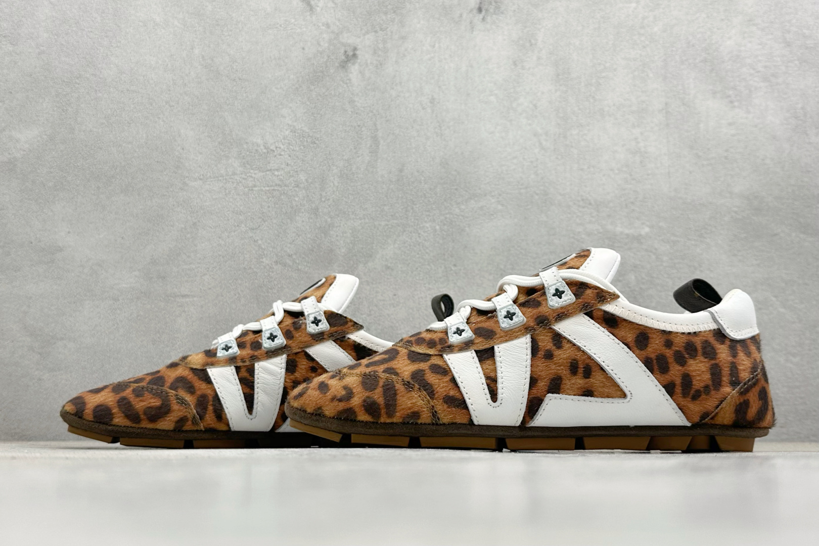 路易威登/Louis VuittLV路易威登板鞋