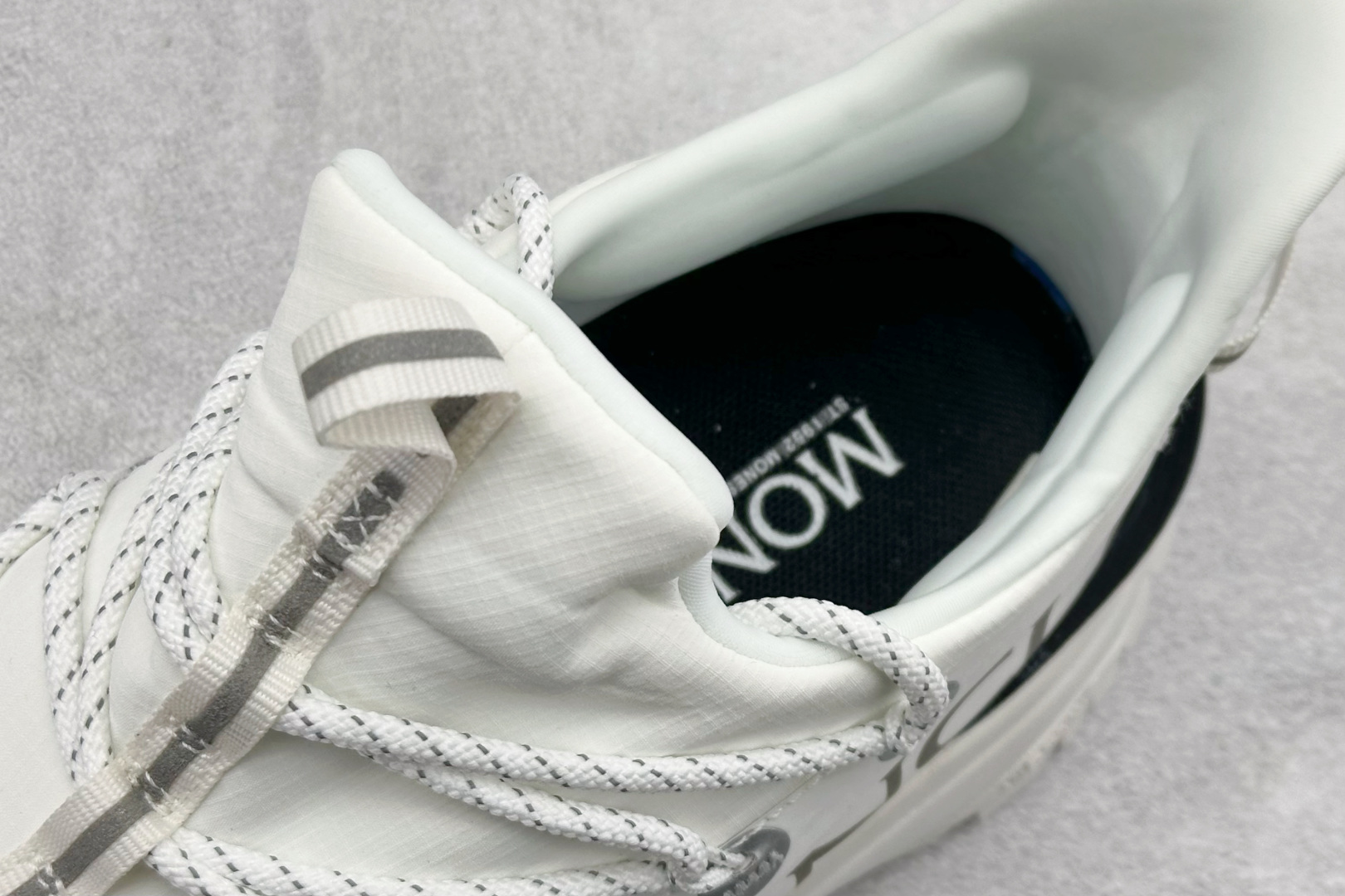 Moncler 蒙口 Trailgrip AMOEBA厚底系带耐磨低帮运动休闲鞋