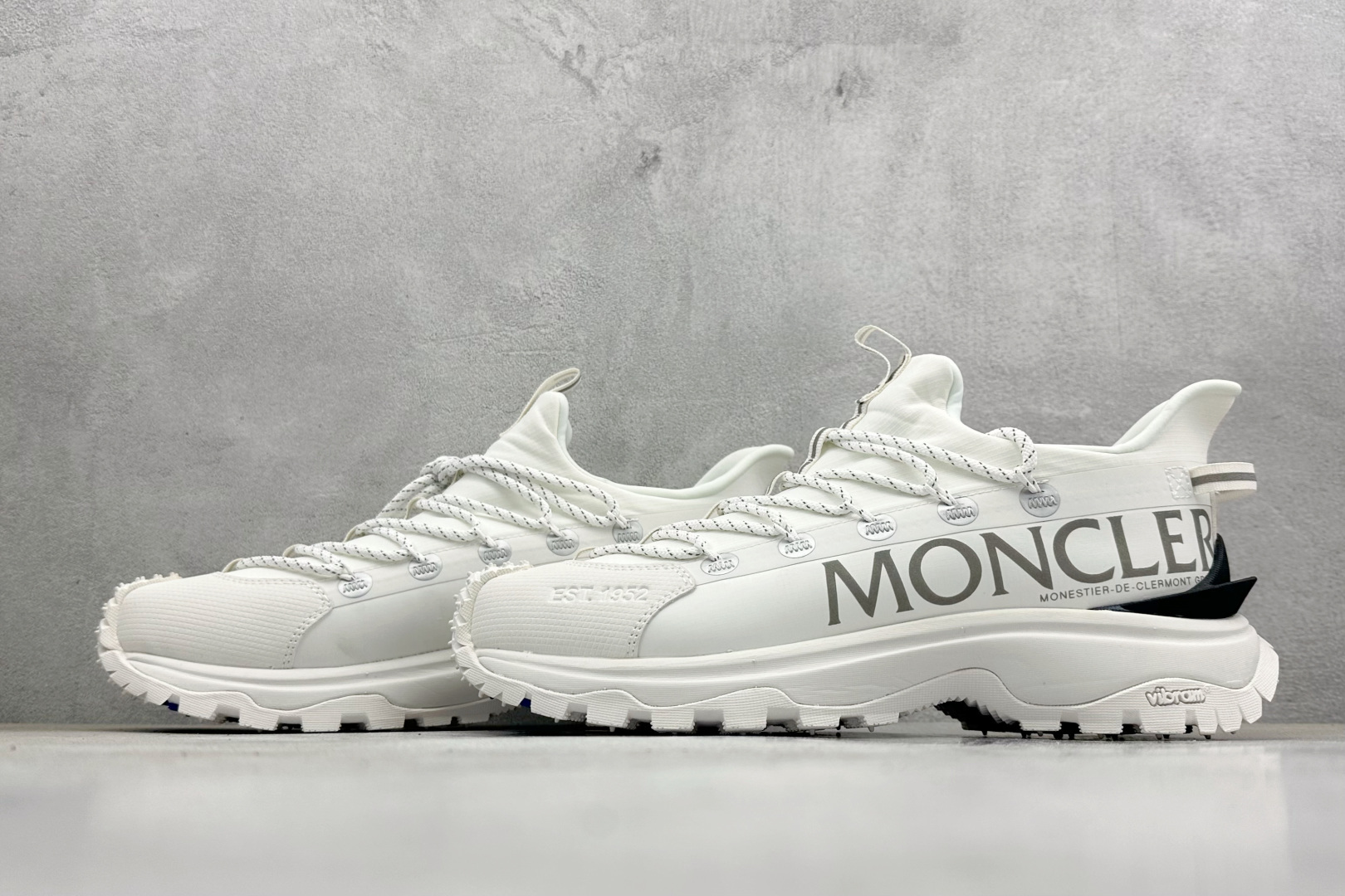 Moncler 蒙口 Trailgrip AMOEBA厚底系带耐磨低帮运动休闲鞋
