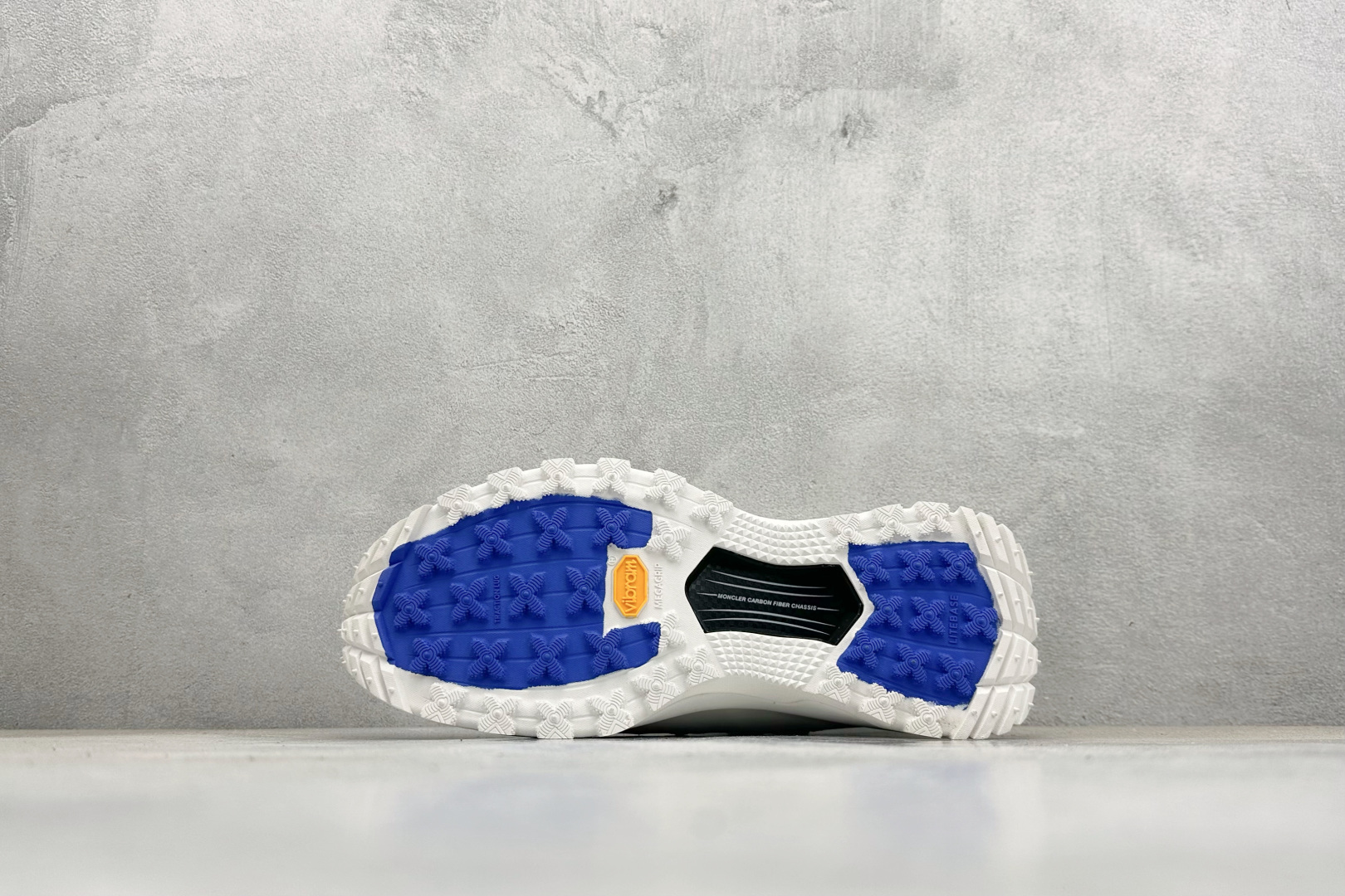 Moncler 蒙口 Trailgrip AMOEBA厚底系带耐磨低帮运动休闲鞋