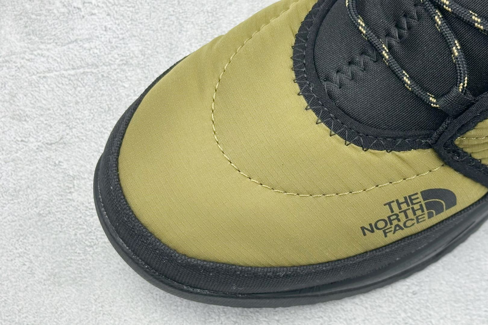 北面THE M NSE CHUKKA 舒适百搭 减震 高帮生活休闲鞋 NF0A7W4OEOT1-090