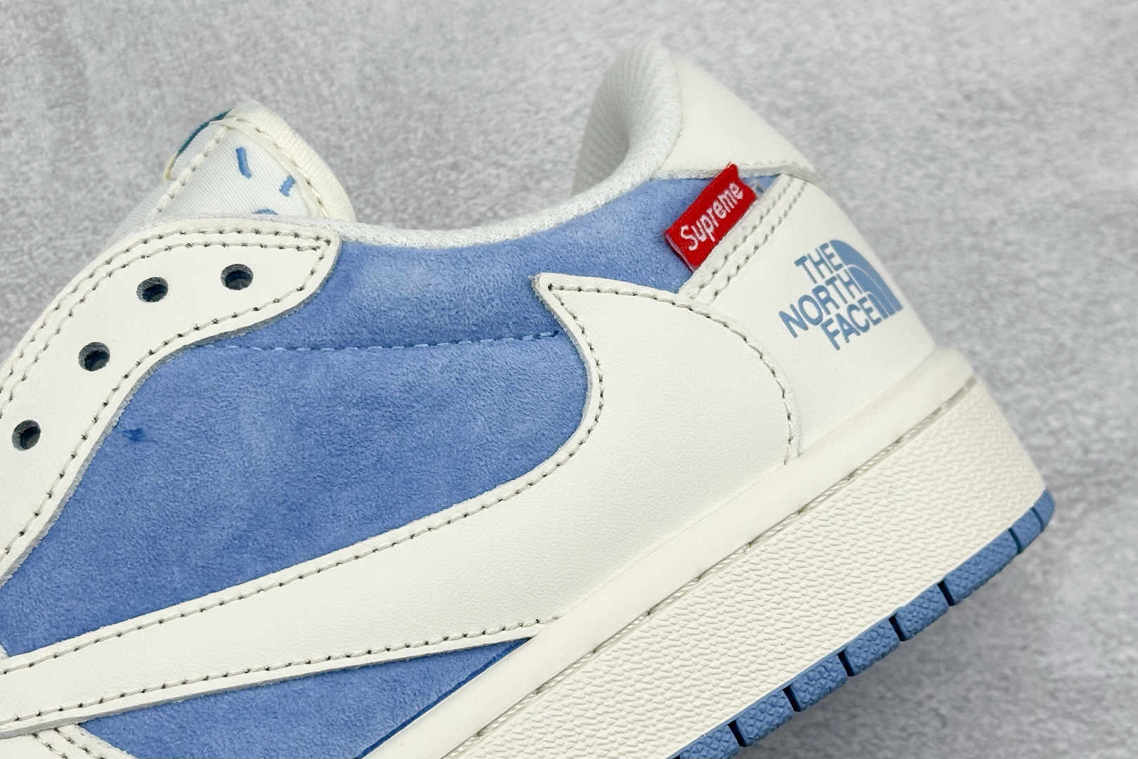 Air Jordan 1 Low AJ1 乔1 北面联名 倒钩高端定制 低帮复古篮球鞋 DM7866-124