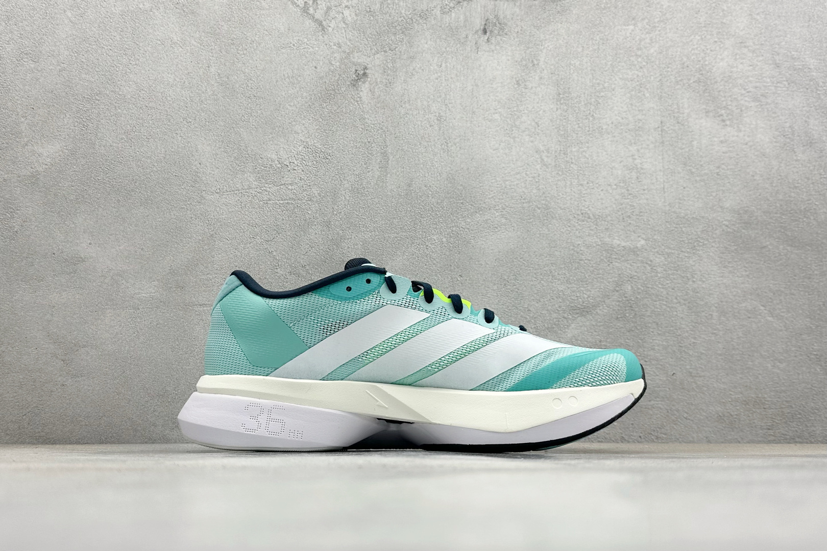 RS版Adidas ADIZERO BOSTON 13 泡棉搭配碳纤维板 缓震透气跑步鞋 专为中长跑而设