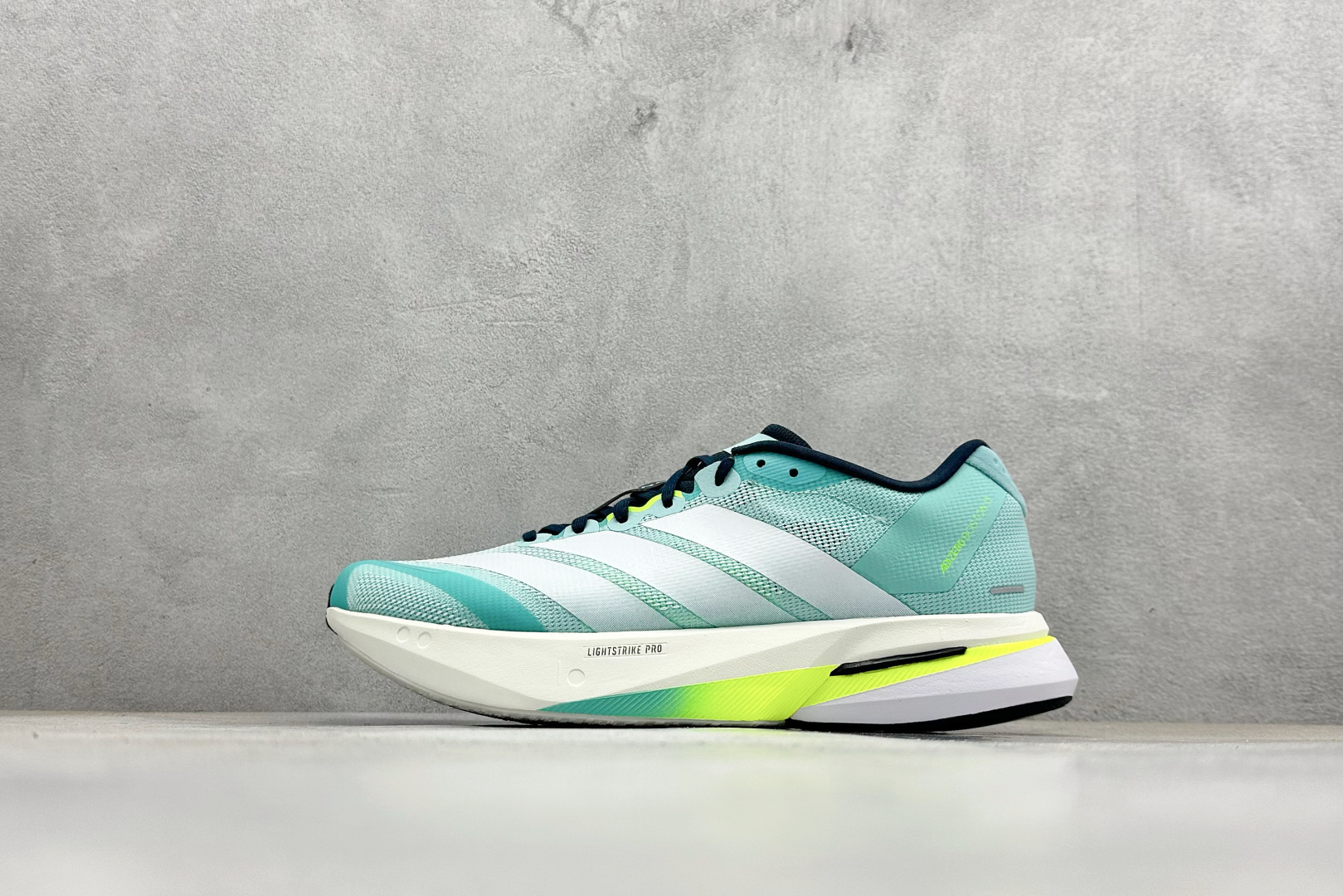 RS版Adidas ADIZERO BOSTON 13 泡棉搭配碳纤维板 缓震透气跑步鞋 专为中长跑而设