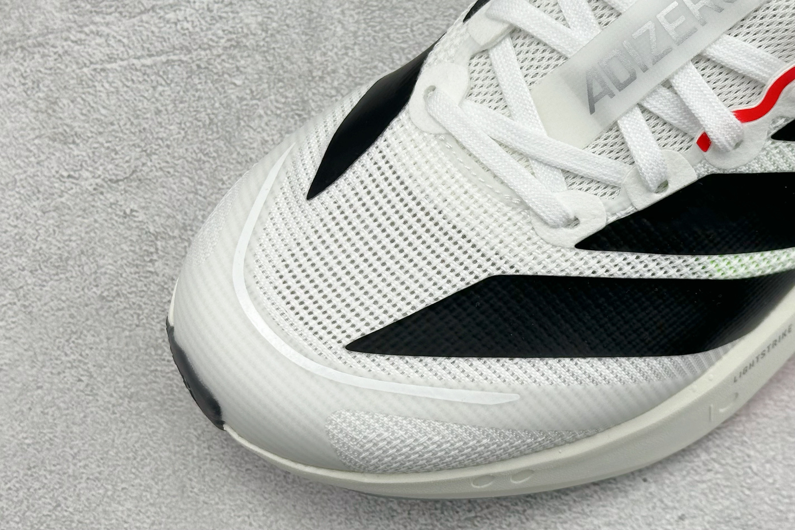 RS版Adidas ADIZERO BOSTON 13 泡棉搭配碳纤维板 缓震透气跑步鞋 专为中长跑而设