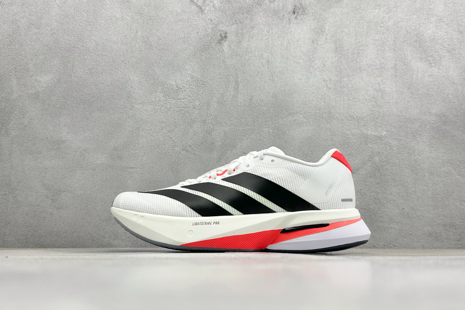 RS版Adidas ADIZERO BOSTON 13 泡棉搭配碳纤维板 缓震透气跑步鞋 专为中长跑而设