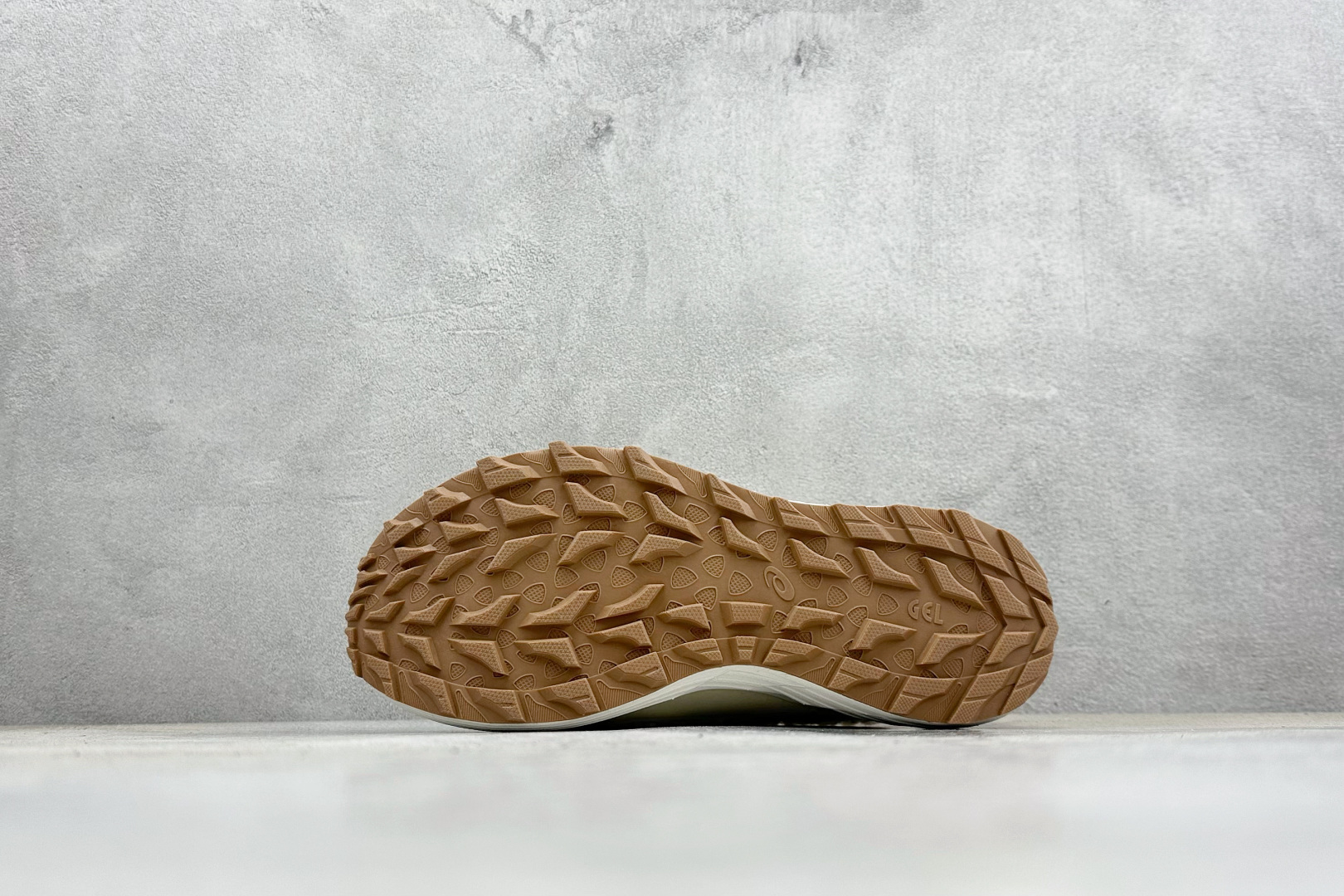 Asics Gel-Sonoma WT 亚瑟士秋冬加绒休闲生活鞋 1203B036-100