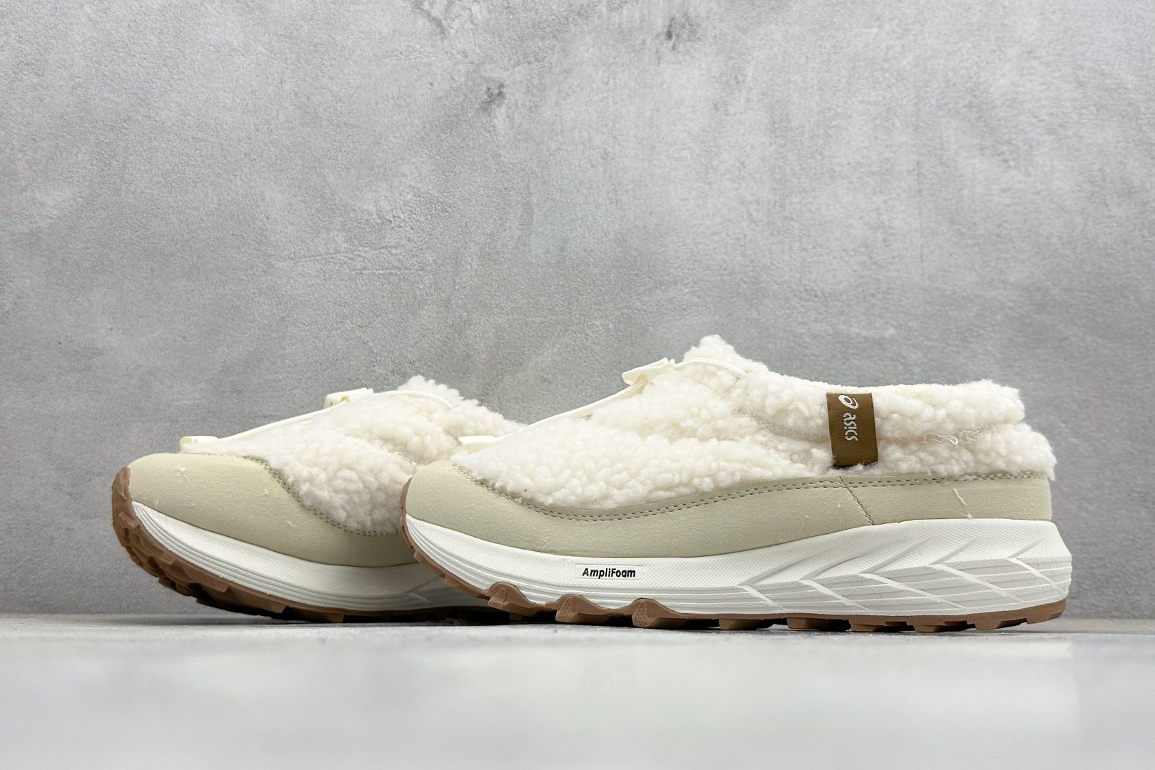 Asics Gel-Sonoma WT 亚瑟士秋冬加绒休闲生活鞋 1203B036-100