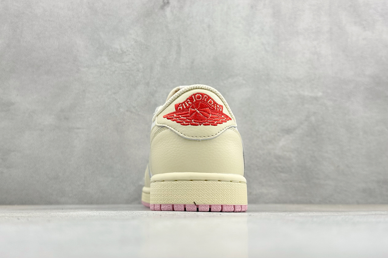 F版Fragment x TS x Air Jordan 1 Low 三方联名低帮倒钩板鞋 IQ7604-101