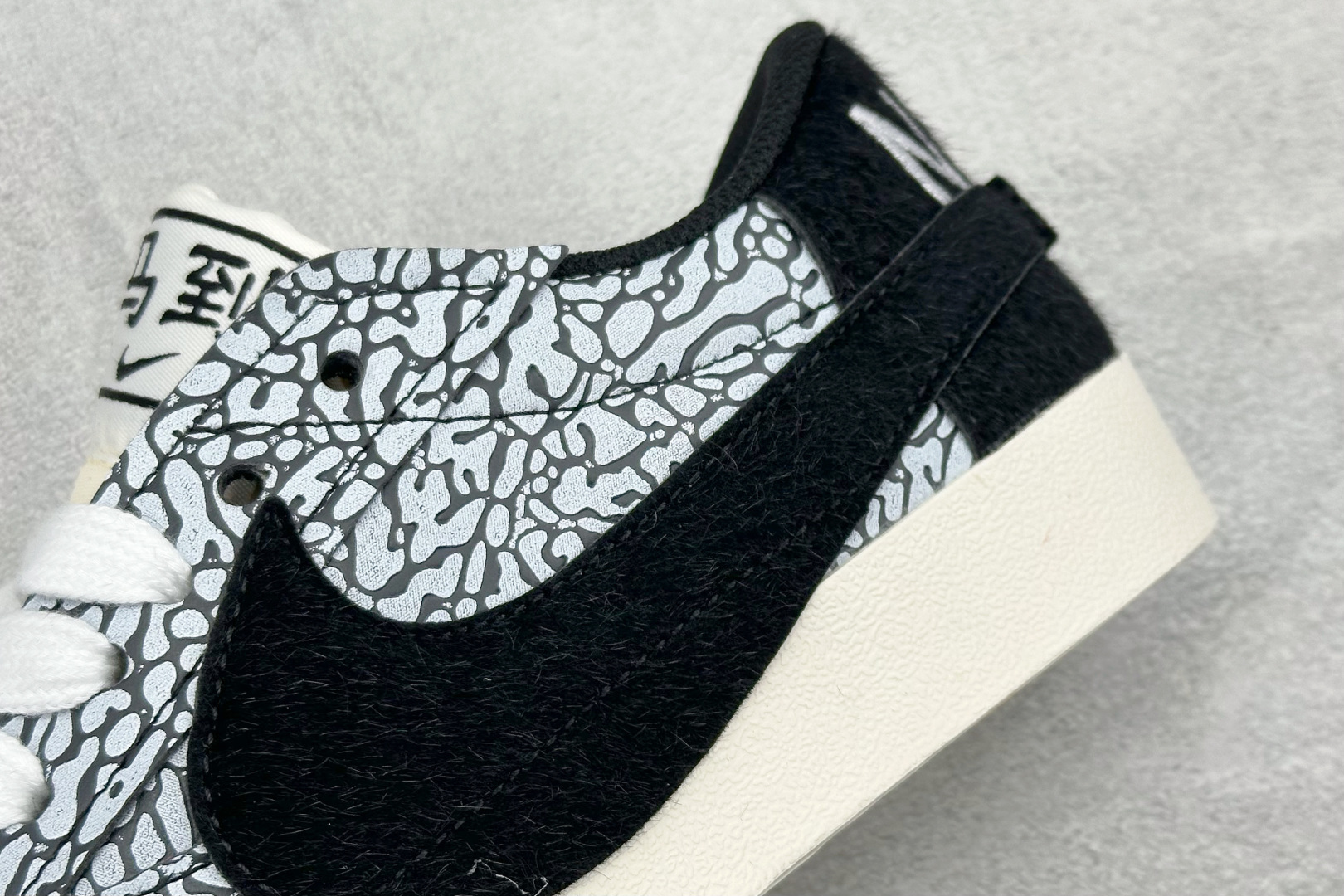 PG版Nike Blazer low 77 JUMBO 马年限定开括者大勾低帮休闲板鞋 DN2158-104