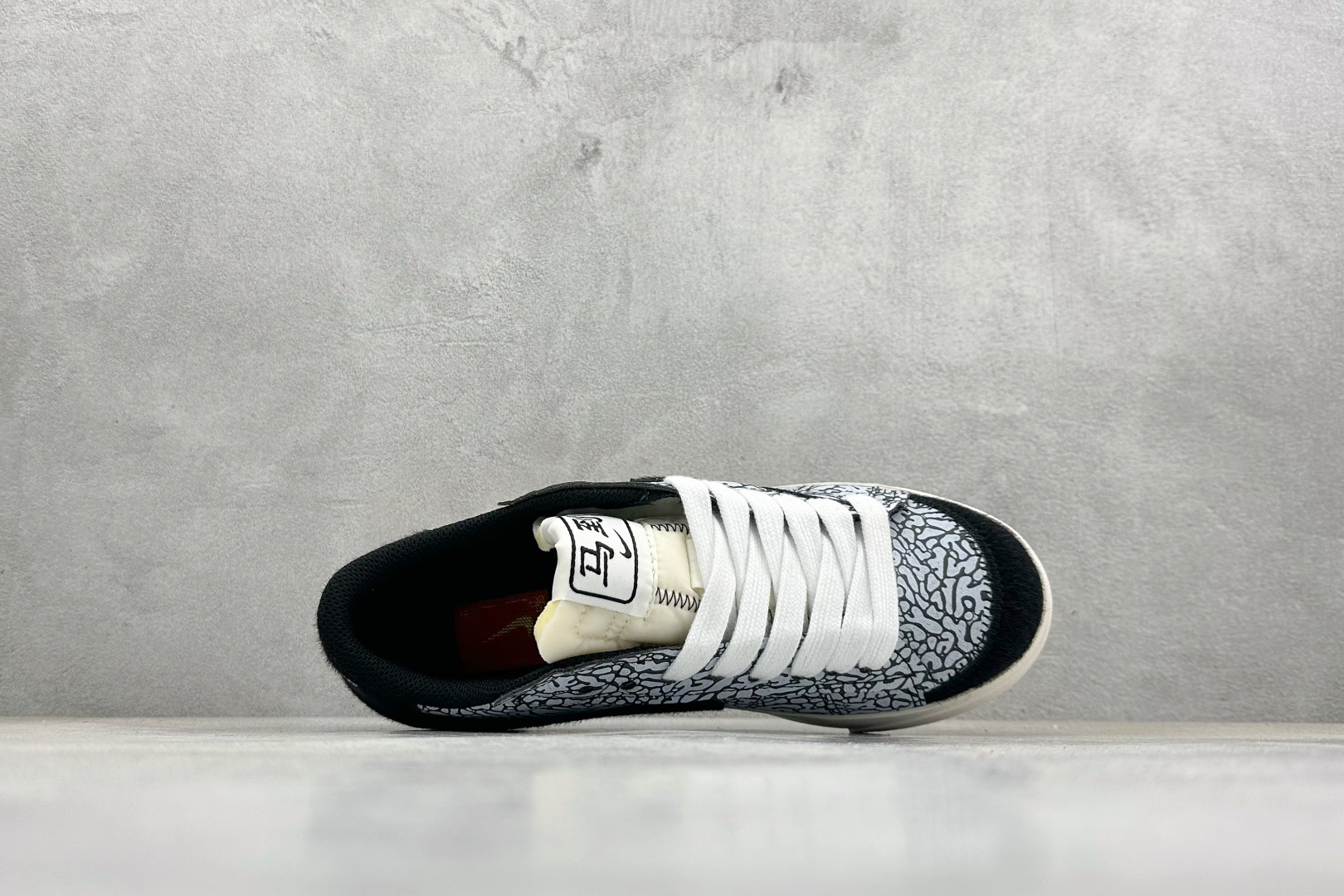 PG版Nike Blazer low 77 JUMBO 马年限定开括者大勾低帮休闲板鞋 DN2158-104