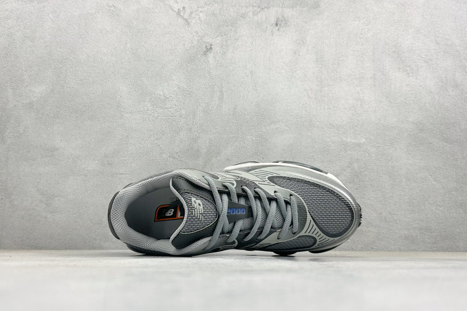 New Balance 2000系列复古老爹风休闲运动慢跑鞋 U20007