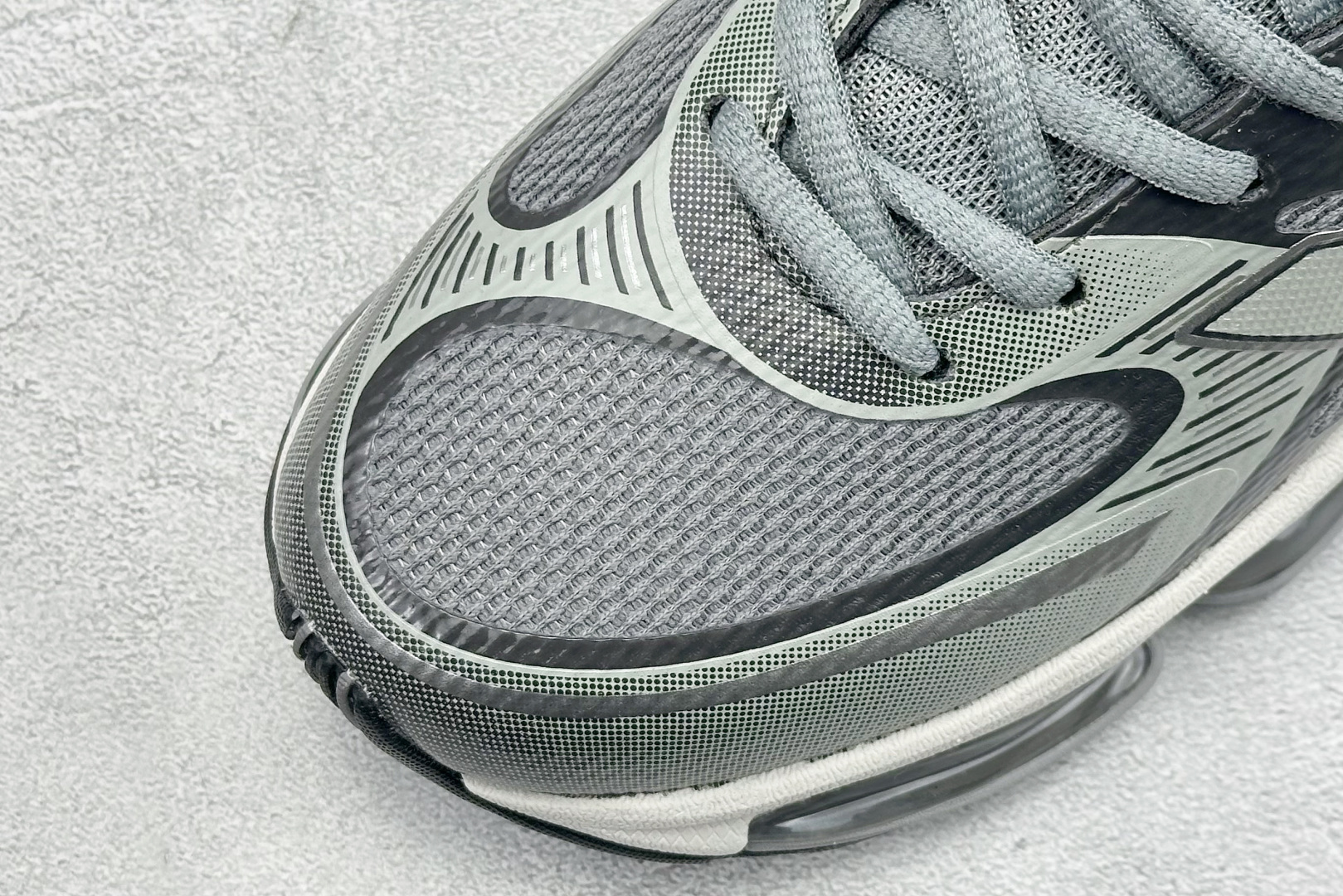 New Balance 2000系列复古老爹风休闲运动慢跑鞋 U20007