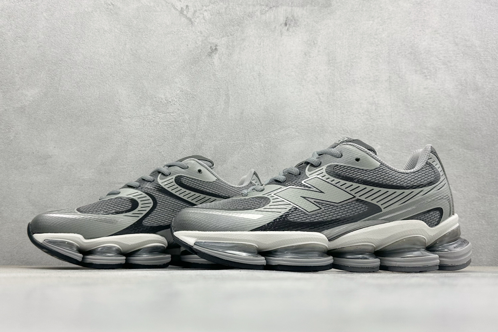 New Balance 2000系列复古老爹风休闲运动慢跑鞋 U20007