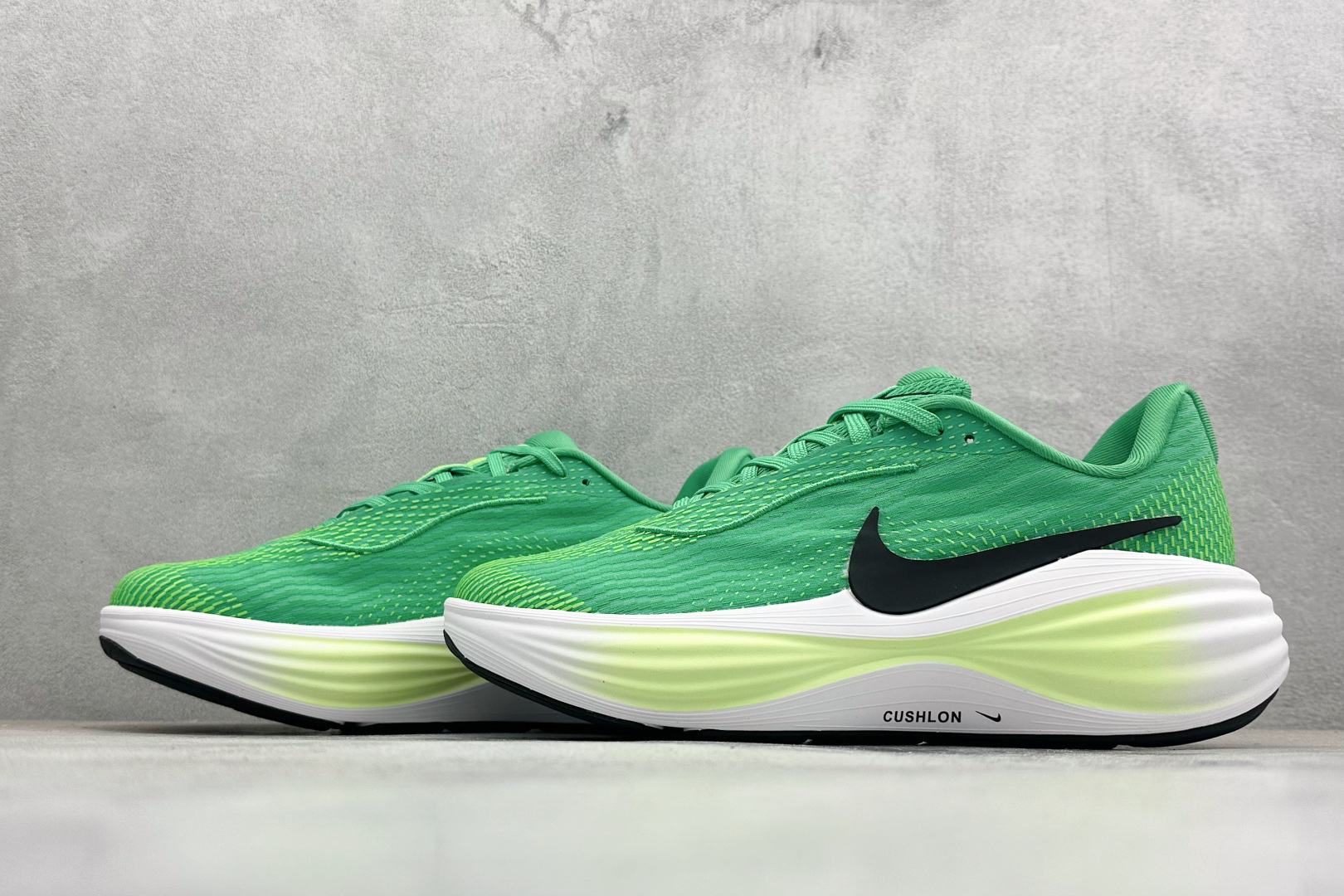 Nike Zoom Vomero 舒适减震防滑 低帮跑步鞋 YC2661-009-莆田鞋,莆田鞋货源,高仿鞋,高仿鞋货源,安福档口,莆田高仿鞋,莆田鞋批发,高仿鞋批发,莆田高仿运动鞋,高仿运动鞋,莆田运动鞋 Nike Zoom Vomero 舒适减震防滑 低帮跑步鞋 YC2661-009