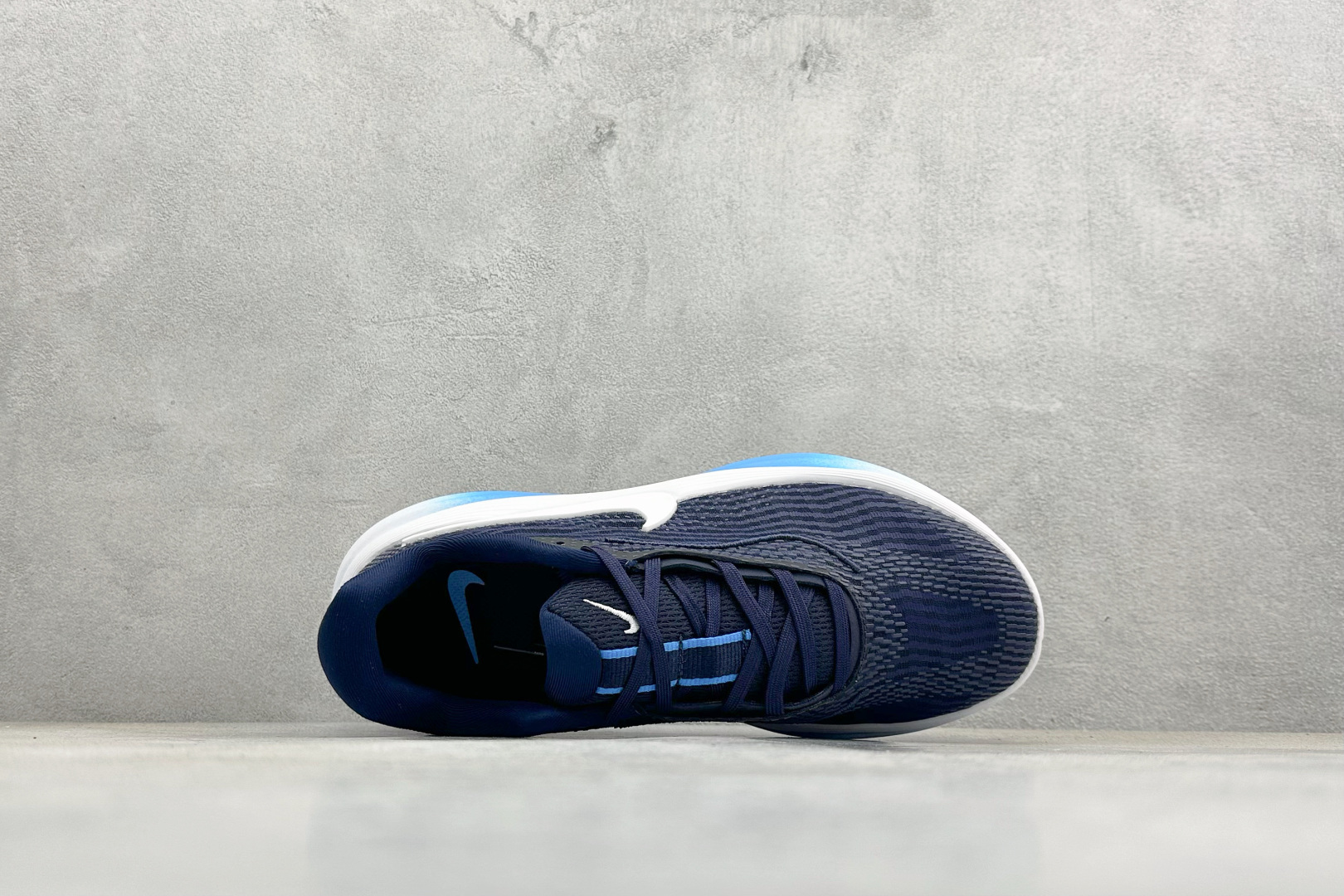 Nike Zoom Vomero 舒适减震防滑 低帮跑步鞋 全掌ReactX泡绵中底 YC2661-004-莆田鞋,莆田鞋货源,高仿鞋,高仿鞋货源,安福档口,莆田高仿鞋,莆田鞋批发,高仿鞋批发,莆田高仿运动鞋,高仿运动鞋,莆田运动鞋 Nike Zoom Vomero 舒适减震防滑 低帮跑步鞋 全掌ReactX泡绵中底 YC2661-004