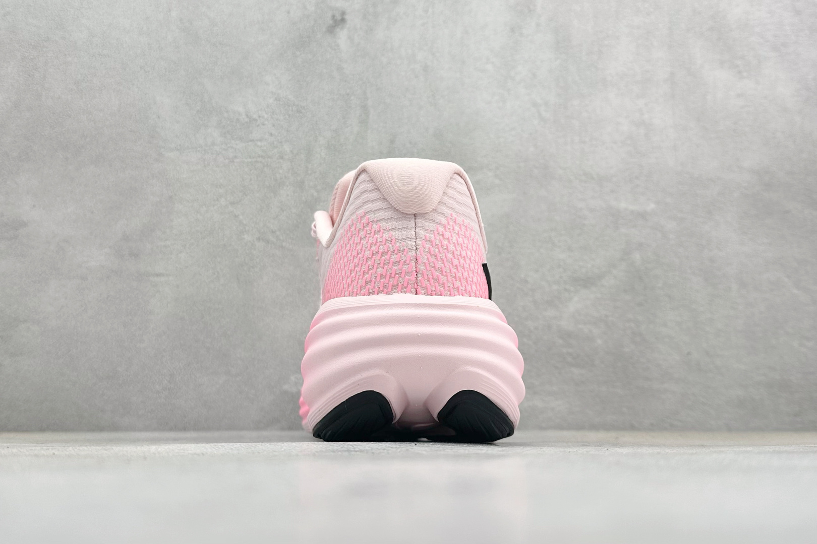 Nike Zoom Vomero 舒适减震防滑 低帮跑步鞋 YC2661-008-莆田鞋,莆田鞋货源,高仿鞋,高仿鞋货源,安福档口,莆田高仿鞋,莆田鞋批发,高仿鞋批发,莆田高仿运动鞋,高仿运动鞋,莆田运动鞋 Nike Zoom Vomero 舒适减震防滑 低帮跑步鞋 YC2661-008