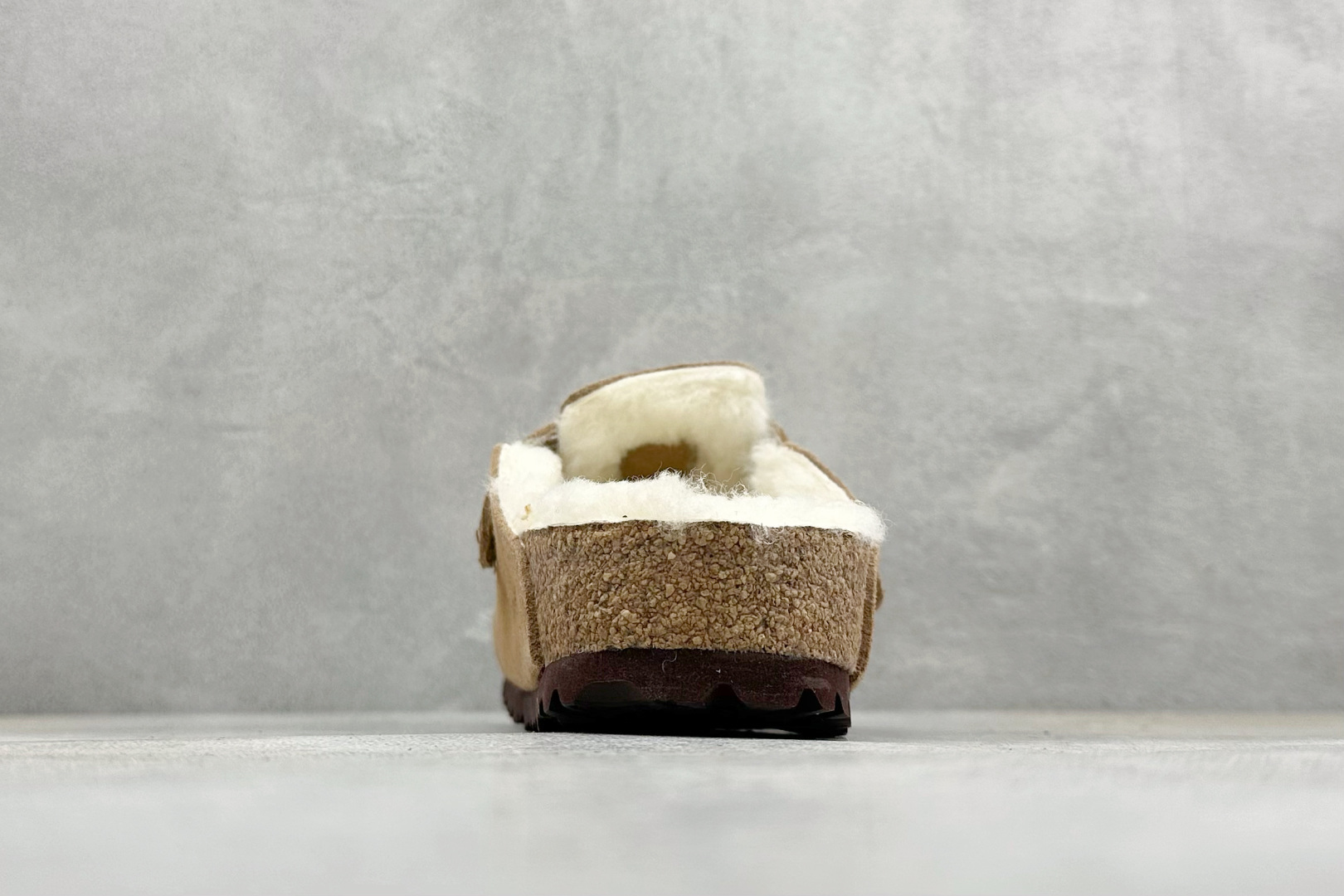 Birkenstock 博肯半拖加绒系列 London-Shearling内里羊毛 1009543-莆田鞋,莆田鞋货源,高仿鞋,高仿鞋货源,安福档口,莆田高仿鞋,莆田鞋批发,高仿鞋批发,莆田高仿运动鞋,高仿运动鞋,莆田运动鞋 Birkenstock 博肯半拖加绒系列 London-Shearling内里羊毛 1009543