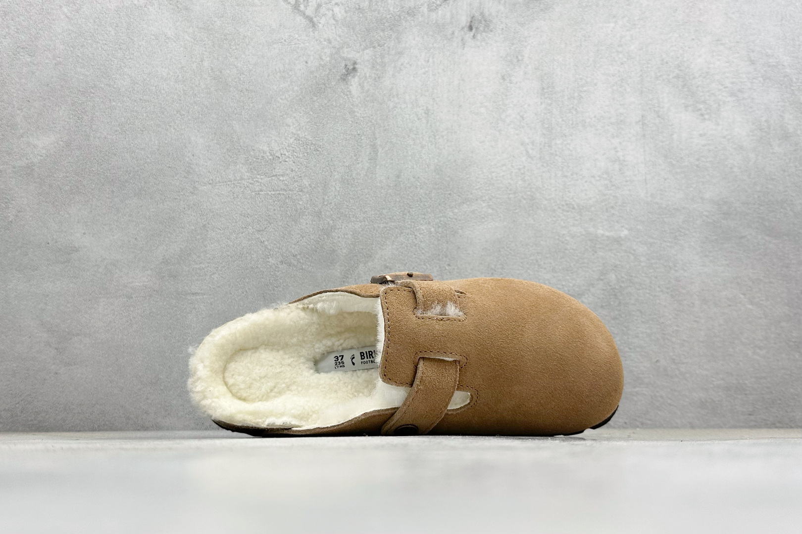 Birkenstock 博肯半拖加绒系列 London-Shearling内里羊毛 1009543-莆田鞋,莆田鞋货源,高仿鞋,高仿鞋货源,安福档口,莆田高仿鞋,莆田鞋批发,高仿鞋批发,莆田高仿运动鞋,高仿运动鞋,莆田运动鞋 Birkenstock 博肯半拖加绒系列 London-Shearling内里羊毛 1009543