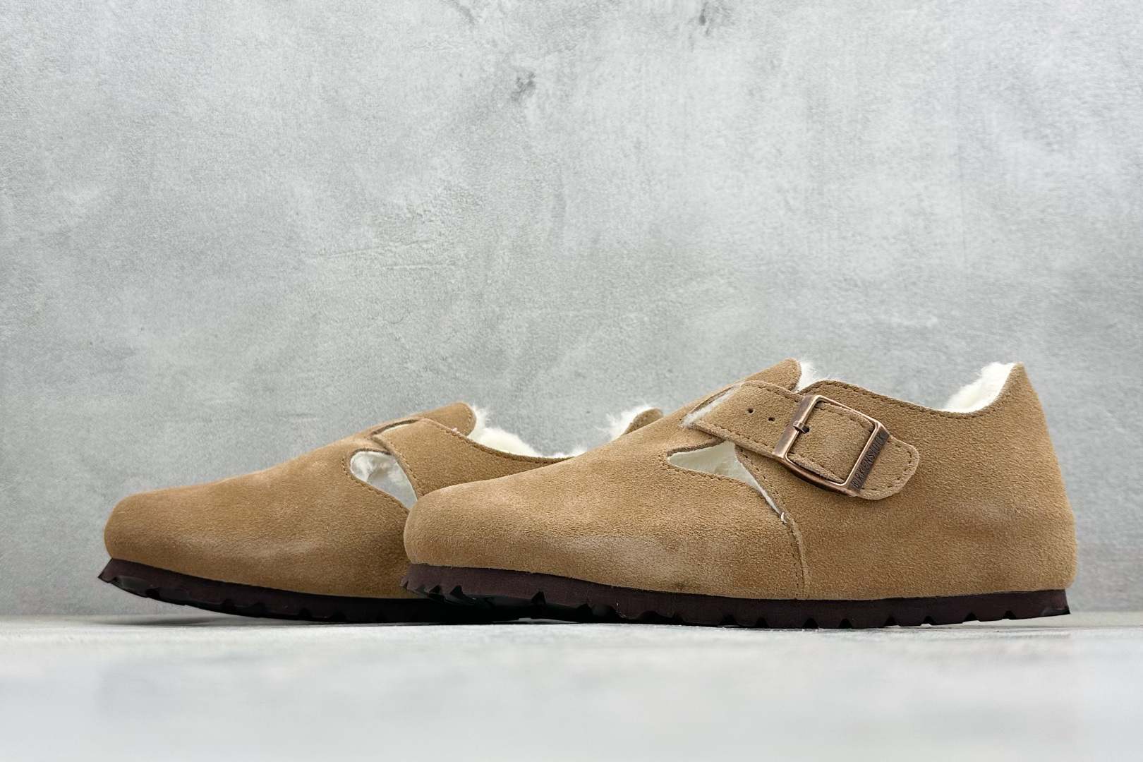 Birkenstock 博肯全包加绒系列 代工厂工艺 品质看得见 London-Shearling内里羊毛 1013309-莆田鞋,莆田鞋货源,高仿鞋,高仿鞋货源,安福档口,莆田高仿鞋,莆田鞋批发,高仿鞋批发,莆田高仿运动鞋,高仿运动鞋,莆田运动鞋 Birkenstock 博肯全包加绒系列 代工厂工艺 品质看得见 London-Shearling内里羊毛 1013309