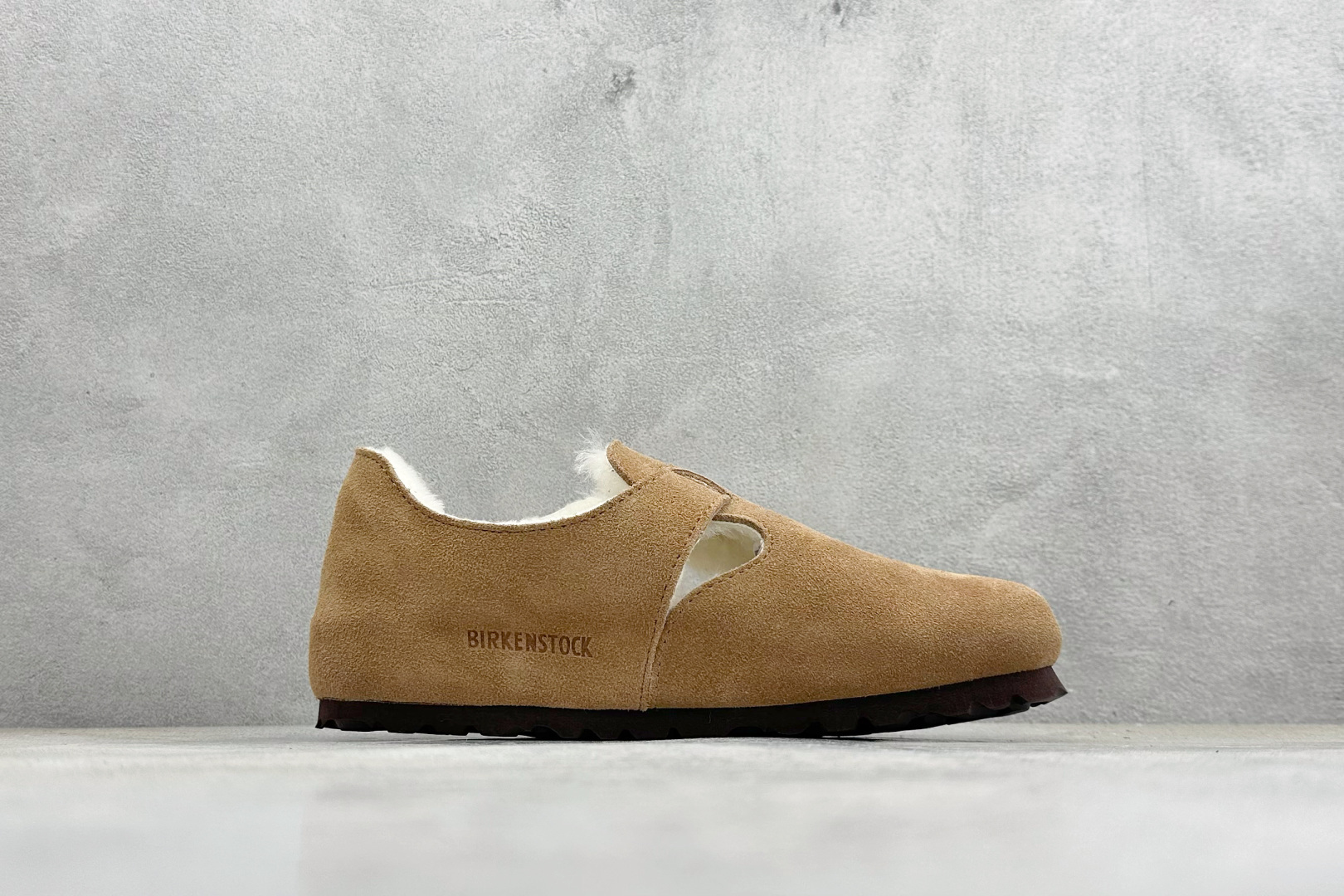 Birkenstock 博肯全包加绒系列 代工厂工艺 品质看得见 London-Shearling内里羊毛 1013309-莆田鞋,莆田鞋货源,高仿鞋,高仿鞋货源,安福档口,莆田高仿鞋,莆田鞋批发,高仿鞋批发,莆田高仿运动鞋,高仿运动鞋,莆田运动鞋 Birkenstock 博肯全包加绒系列 代工厂工艺 品质看得见 London-Shearling内里羊毛 1013309