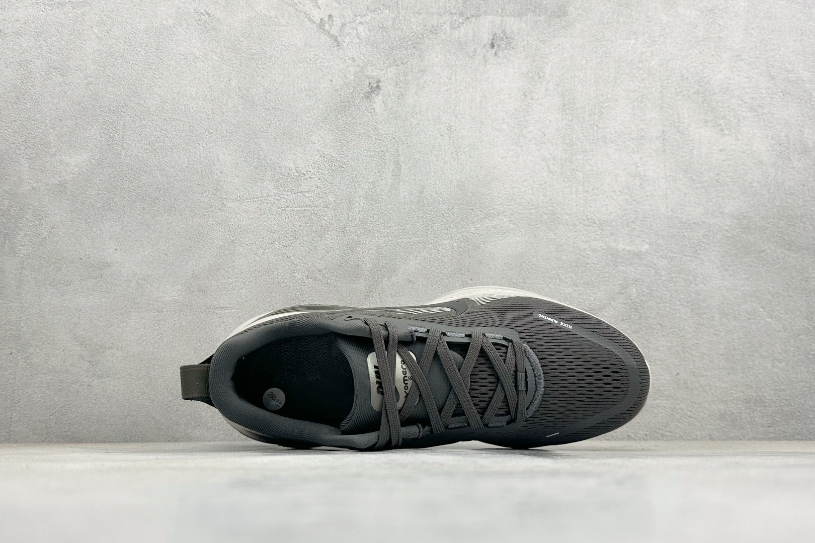 RS版 NK Zoom VOMERO 18 网面透气轻量跑鞋外贸专供订单 原厂折返国内销售 国外专柜标准