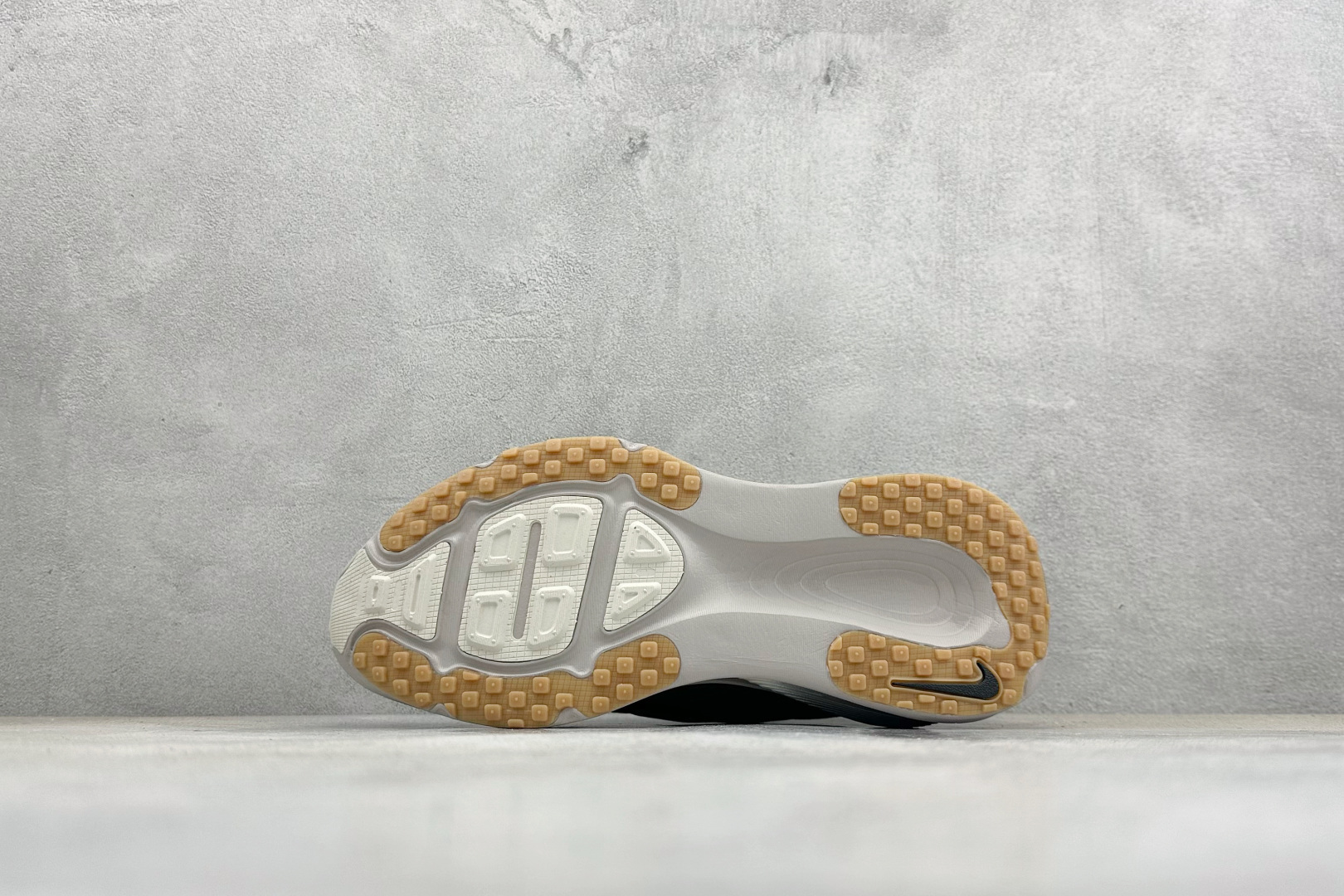 RS版 NK Zoom VOMERO 18 网面透气轻量跑鞋外贸专供订单 原厂折返国内销售 国外专柜标准