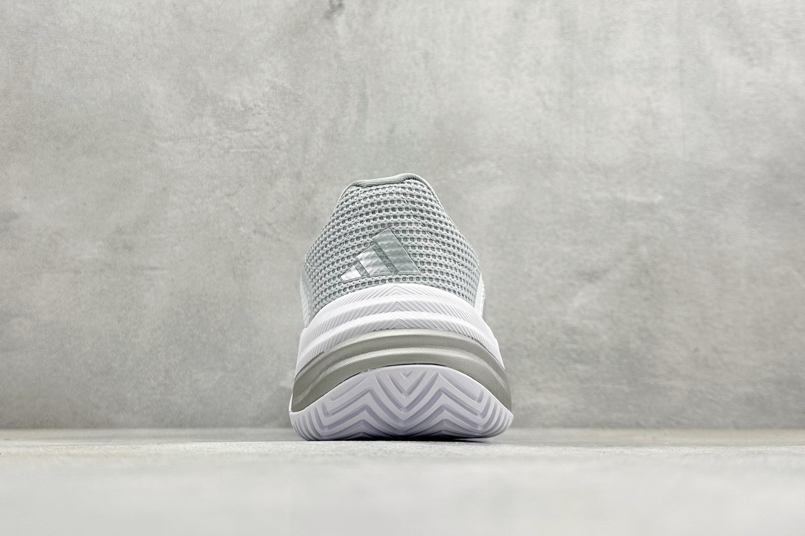 AdidBarricade 13 M Leather 低帮网球老爹风复古缓震休闲运动慢跑鞋 IF0407