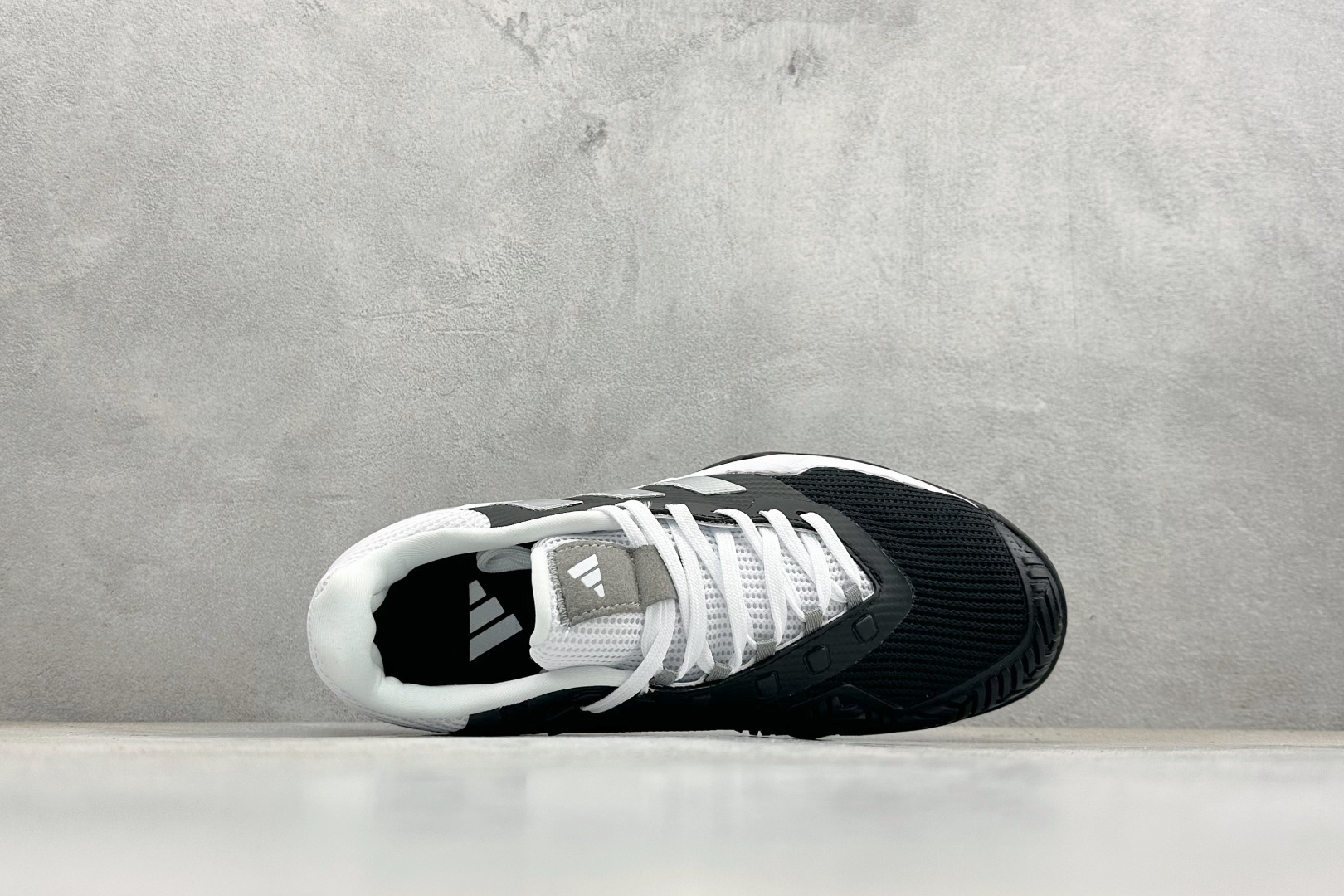 AdidBarricade 13 M Leather 低帮网球老爹风复古缓震休闲运动慢跑鞋 IF0466