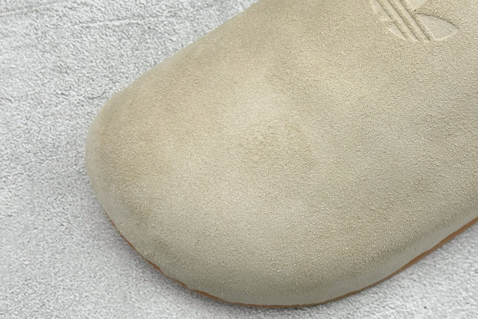 Adidoriginals Adimule 舒适百搭 防磨包头一脚蹬拖鞋 JP8730