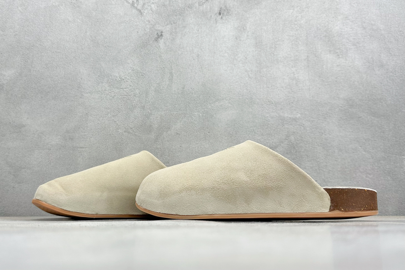 Adidoriginals Adimule 舒适百搭 防磨包头一脚蹬拖鞋 JP8730