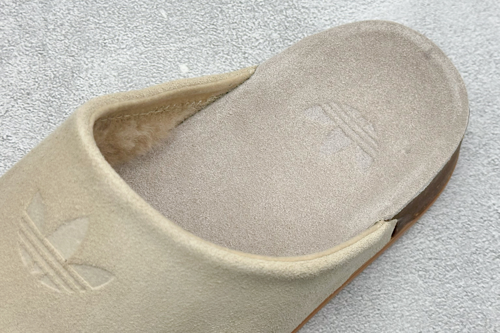 Adidoriginals Adimule 舒适百搭 防磨包头一脚蹬拖鞋 JP8730