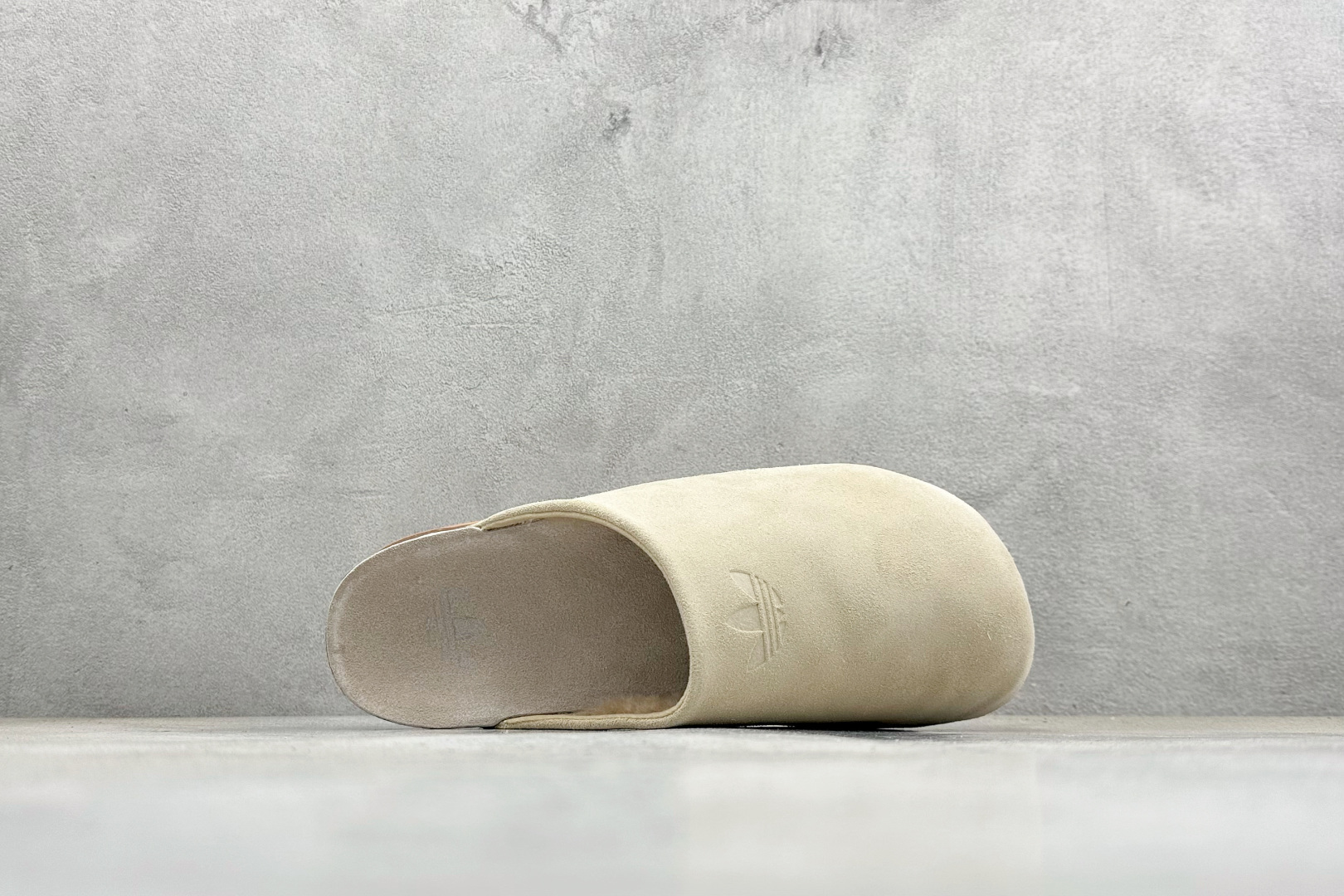 Adidoriginals Adimule 舒适百搭 防磨包头一脚蹬拖鞋 JP8730