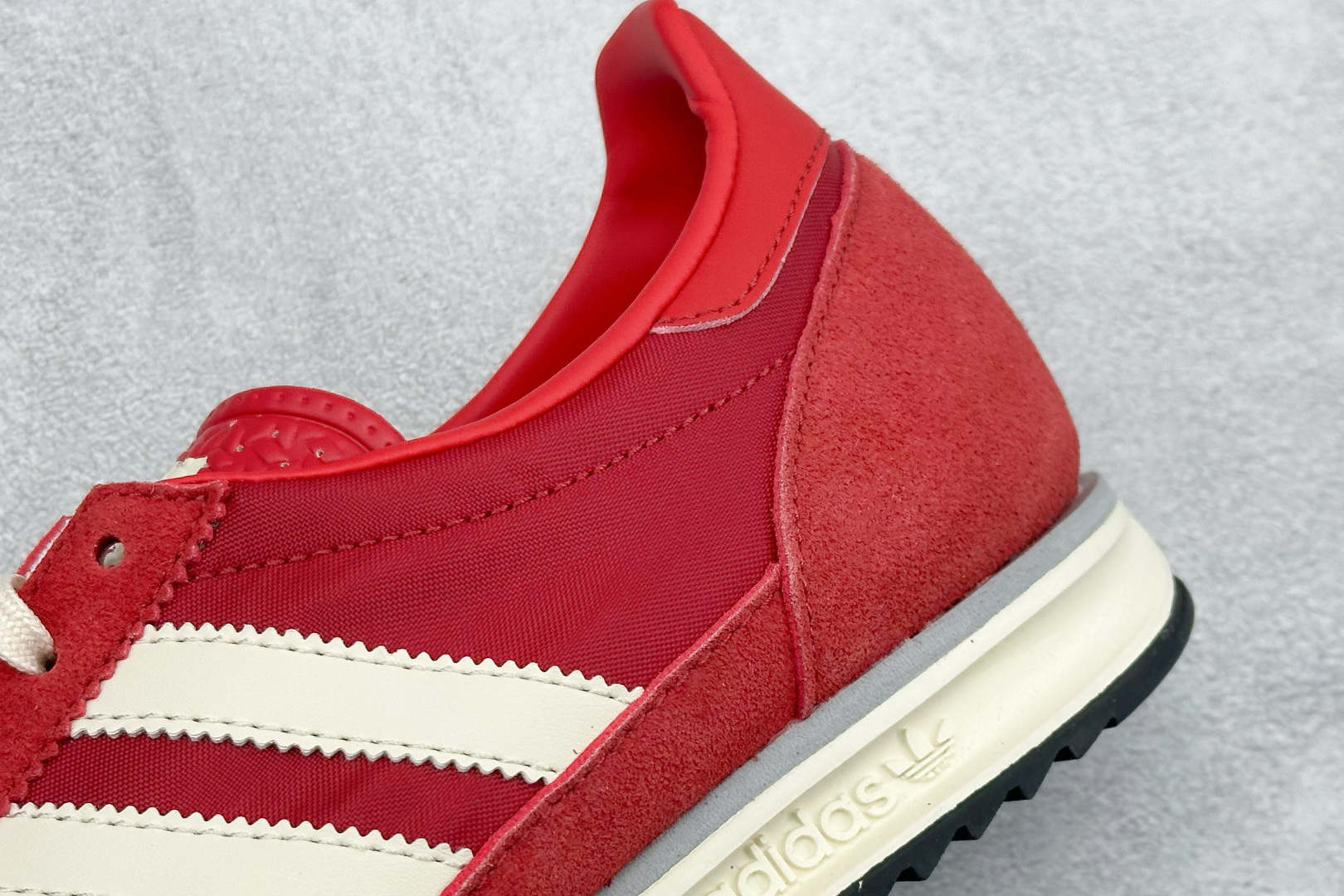 ML版AD Originals SL 72 RS 休闲防滑耐磨低帮板鞋 IE3475-莆田鞋,莆田鞋货源,高仿鞋,高仿鞋货源,安福档口,莆田高仿鞋,莆田鞋批发,高仿鞋批发,莆田高仿运动鞋,高仿运动鞋,莆田运动鞋 ML版AD Originals SL 72 RS 休闲防滑耐磨低帮板鞋 IE3475