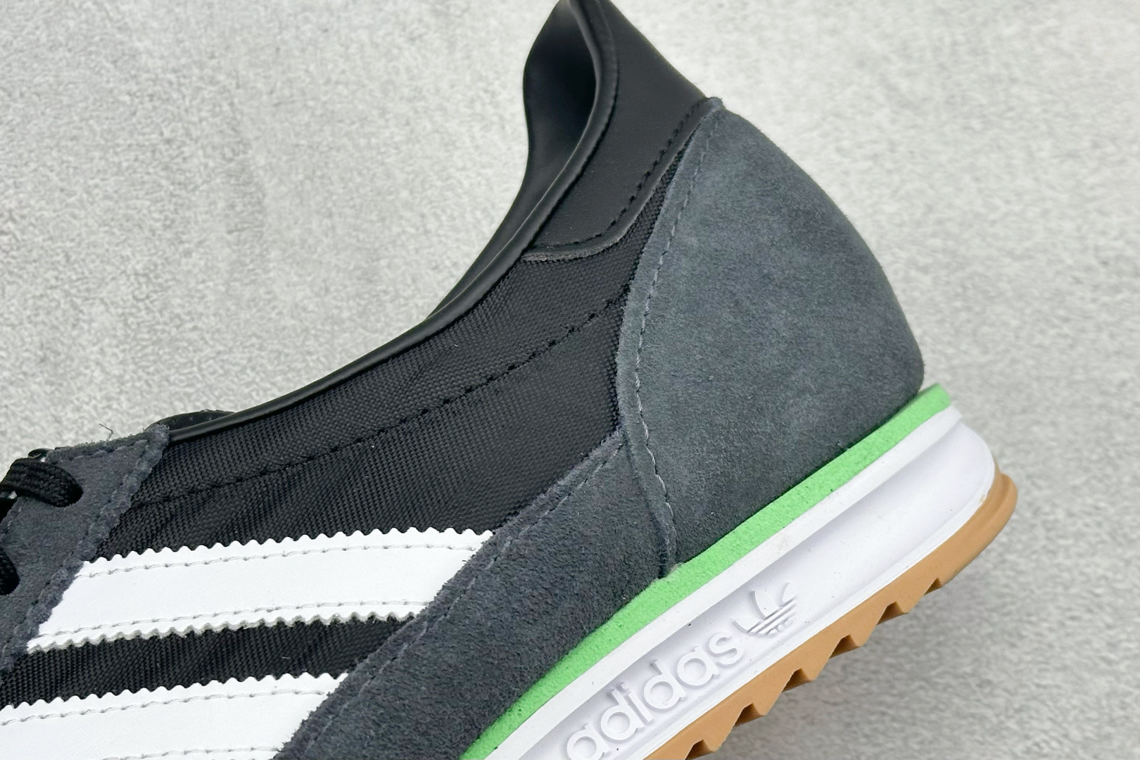 ML版AD Originals SL 72 RS 休闲防滑耐磨低帮板鞋 JH7390