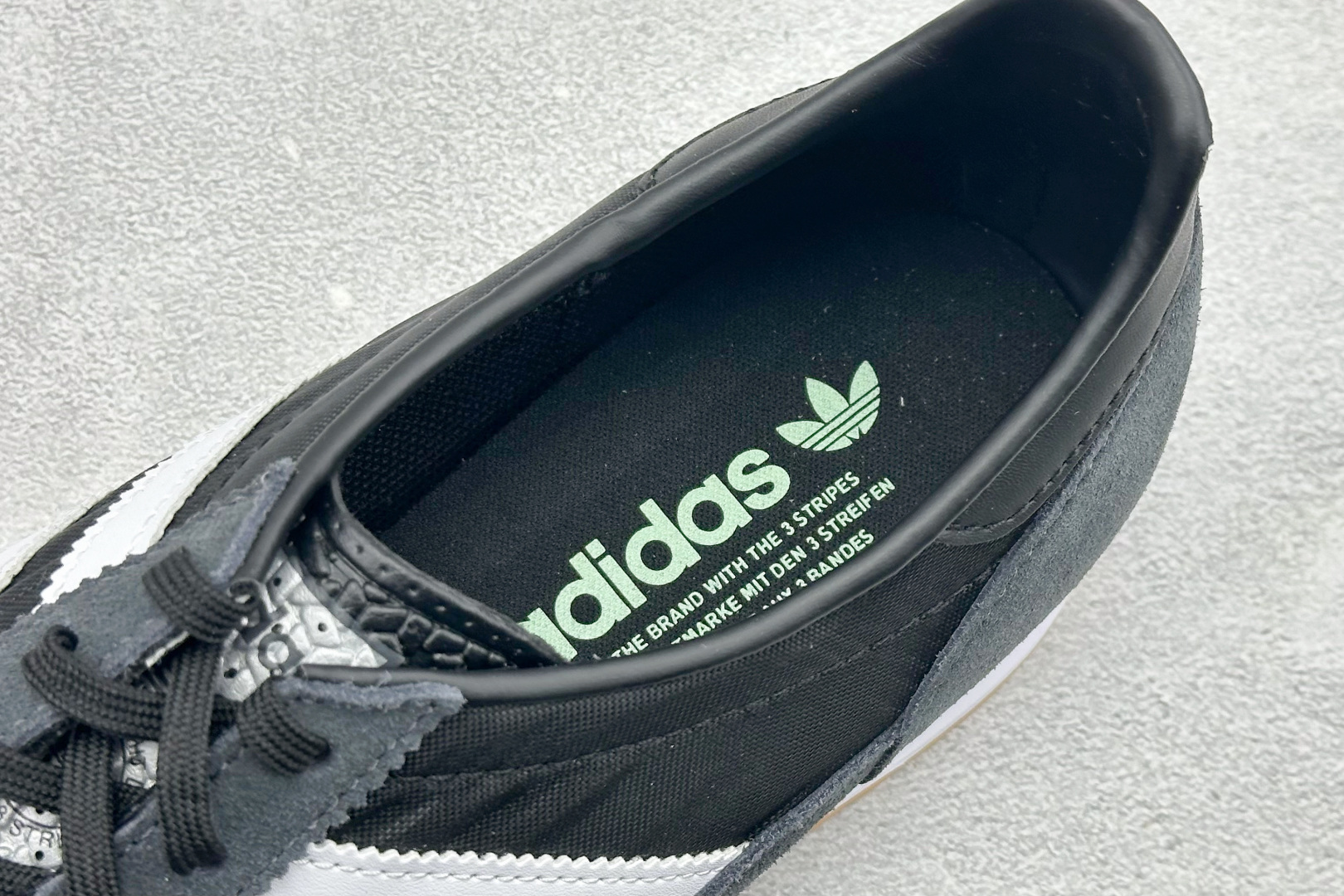 ML版AD Originals SL 72 RS 休闲防滑耐磨低帮板鞋 JH7390