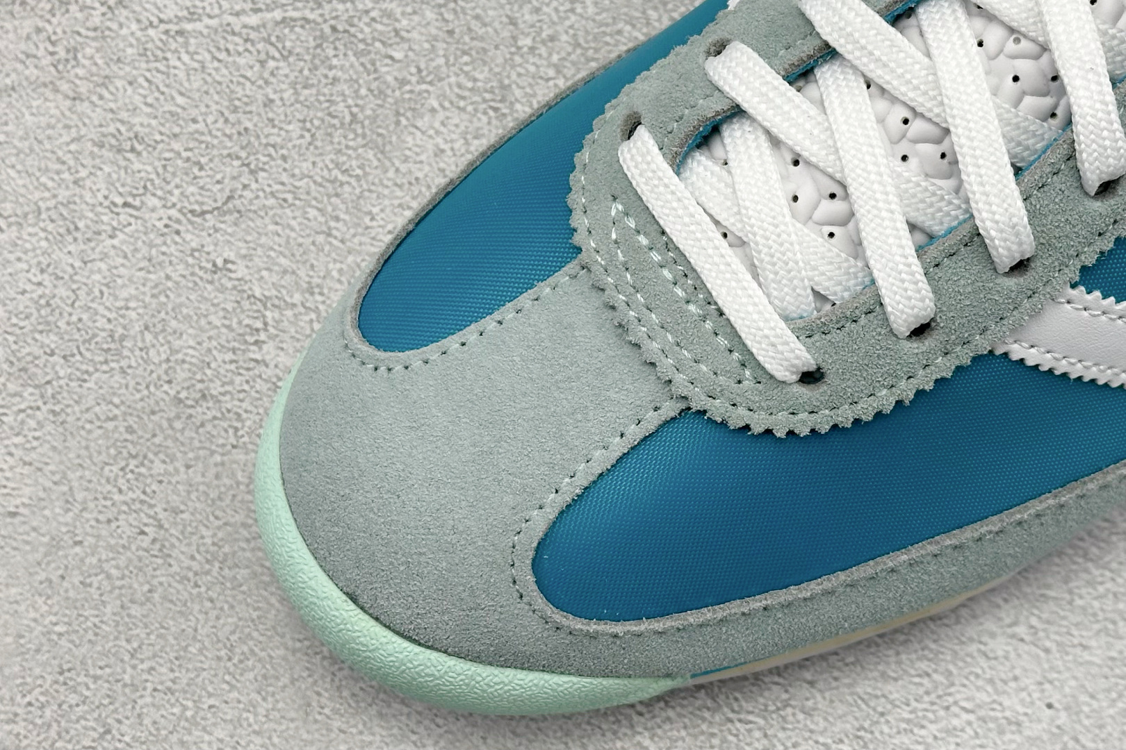 ML版AD Originals SL 72 RS 休闲防滑耐磨低帮板鞋 JI0199