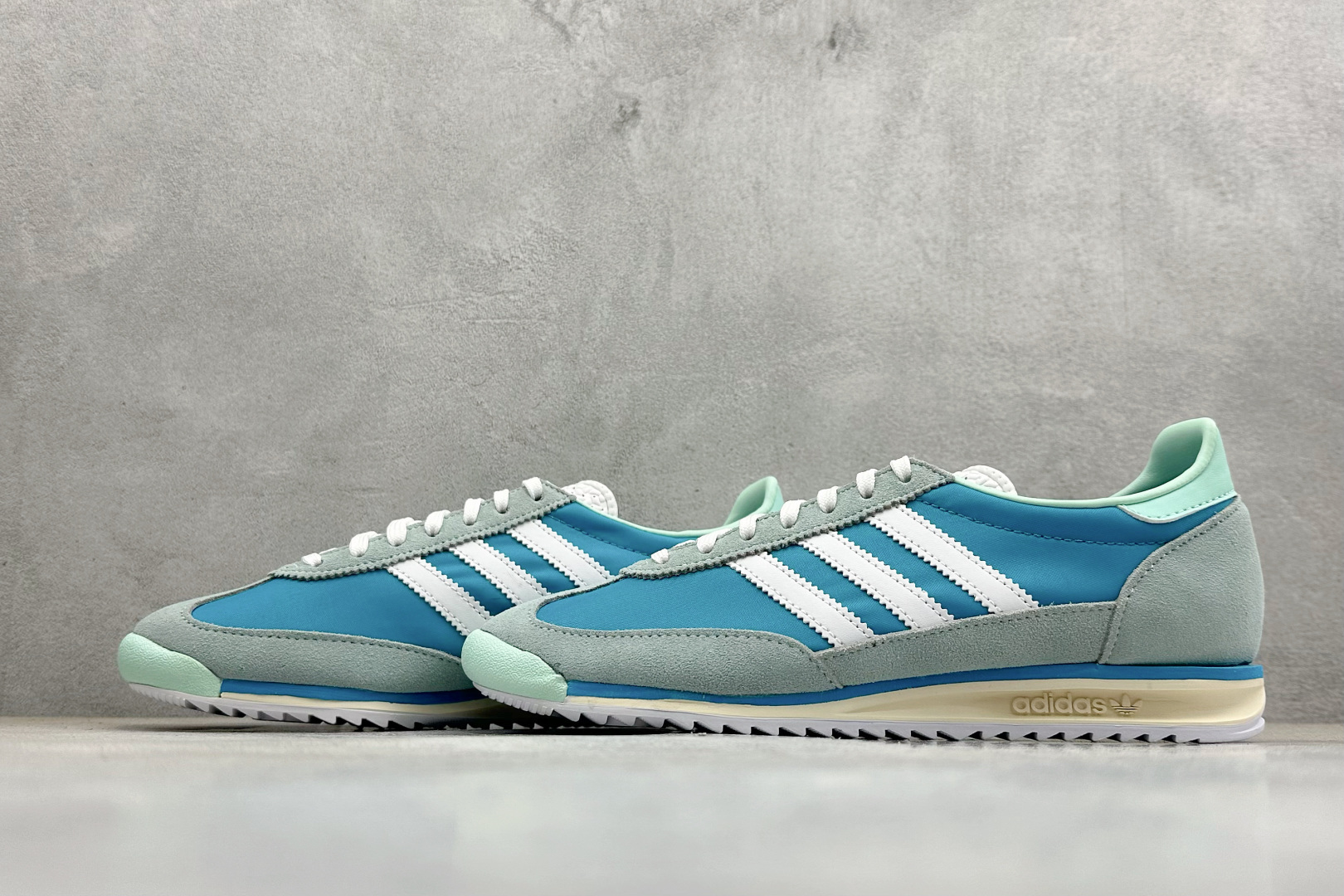 ML版AD Originals SL 72 RS 休闲防滑耐磨低帮板鞋 JI0199