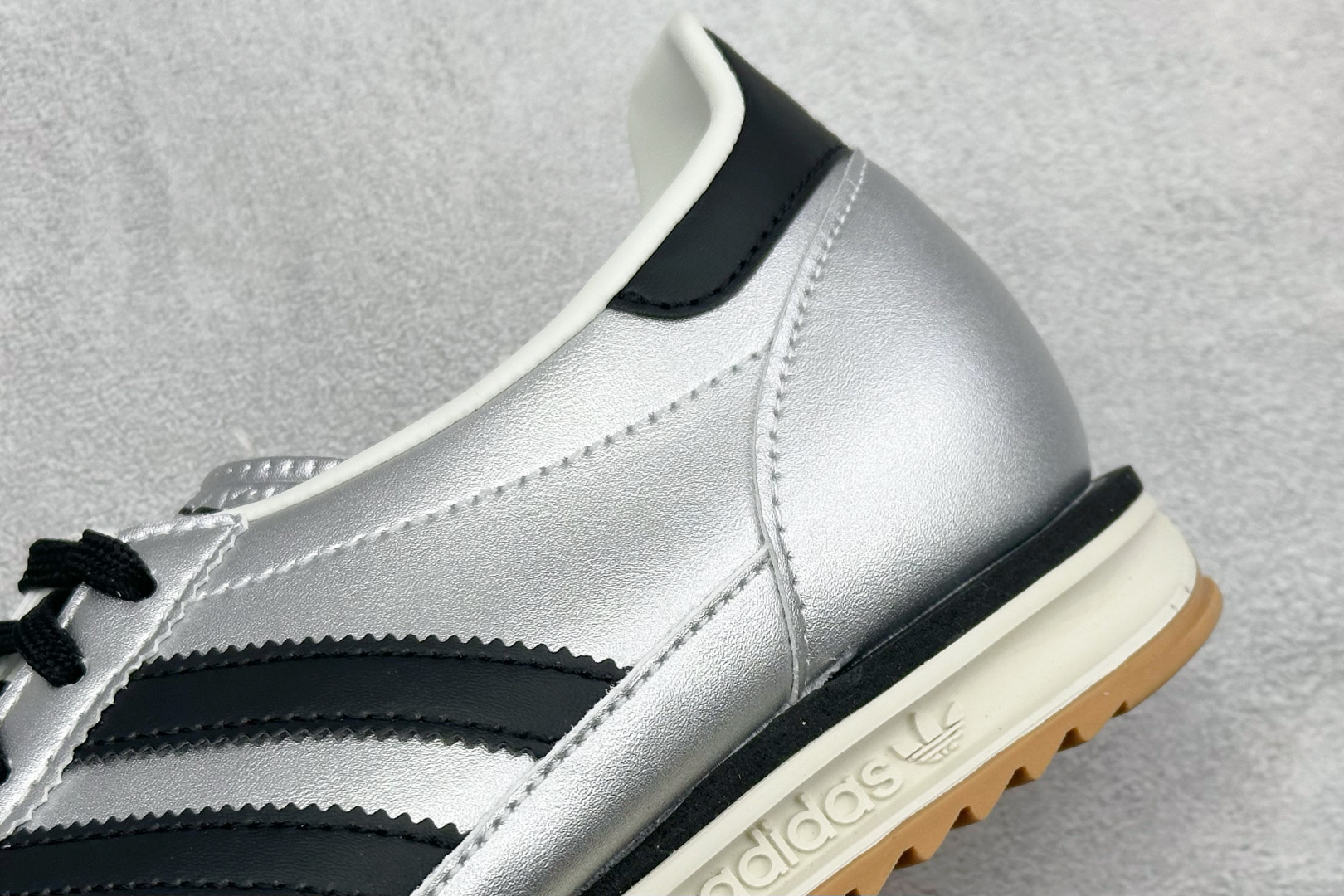 ML版AD Originals SL 72 RS 休闲防滑耐磨低帮板鞋 JH6363